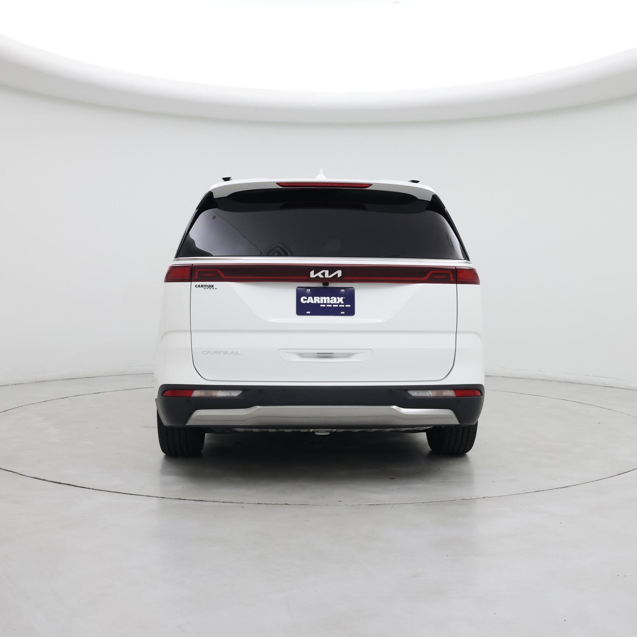 Thumbnail: 2023 Kia Carnival - 6