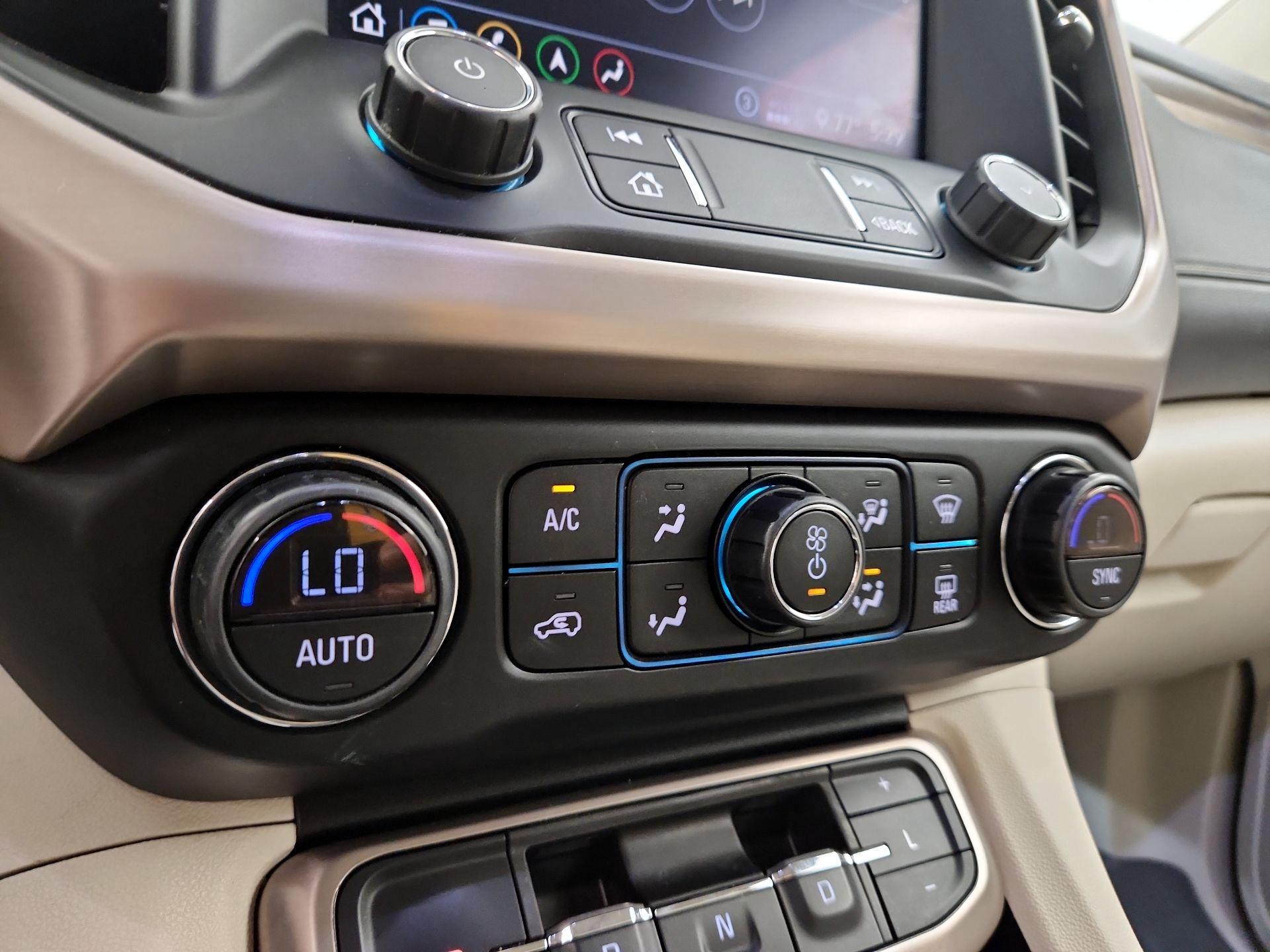 Thumbnail: 2020 GMC Acadia - 16