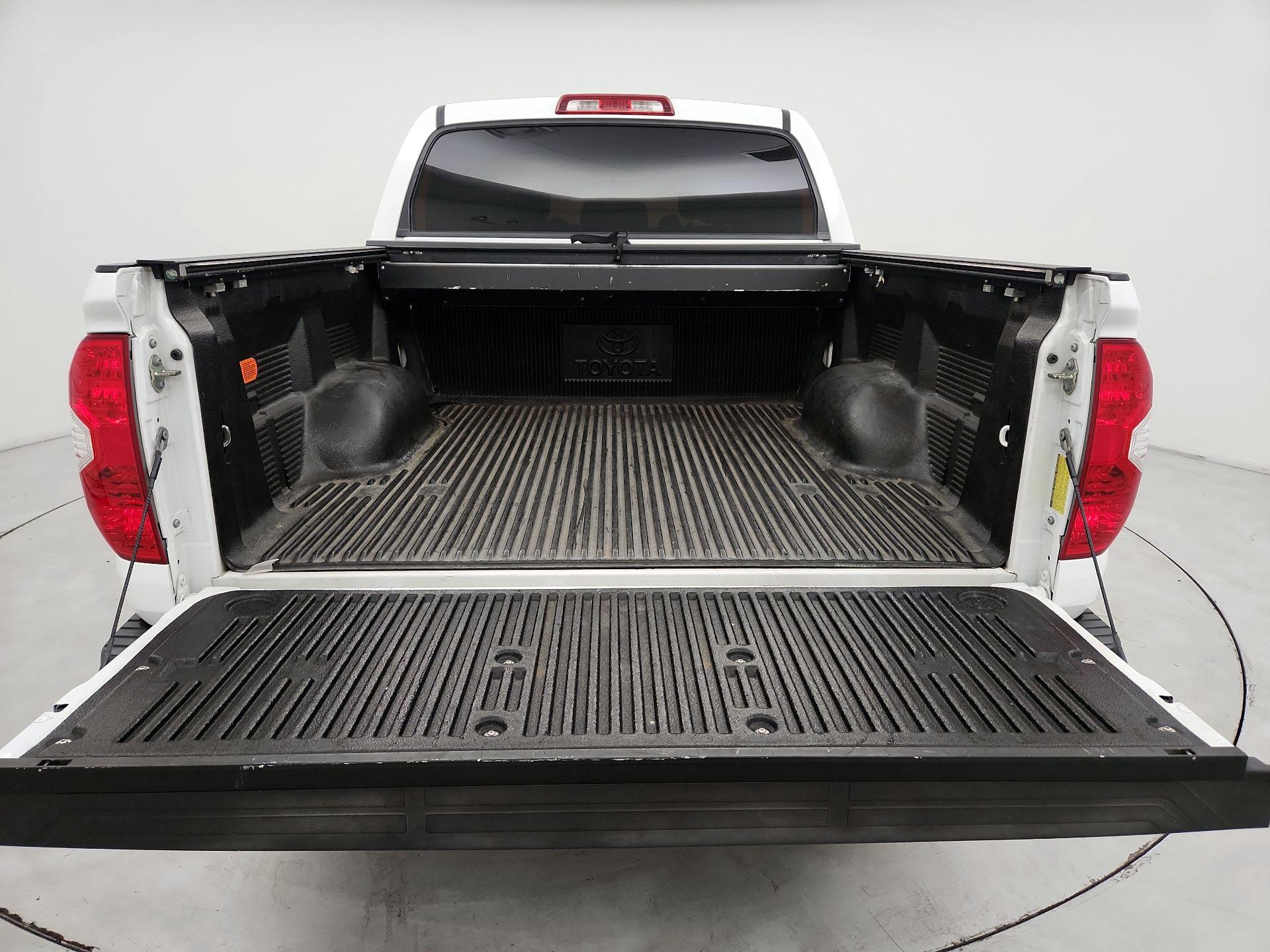Thumbnail: 2017 Toyota Tundra - 20