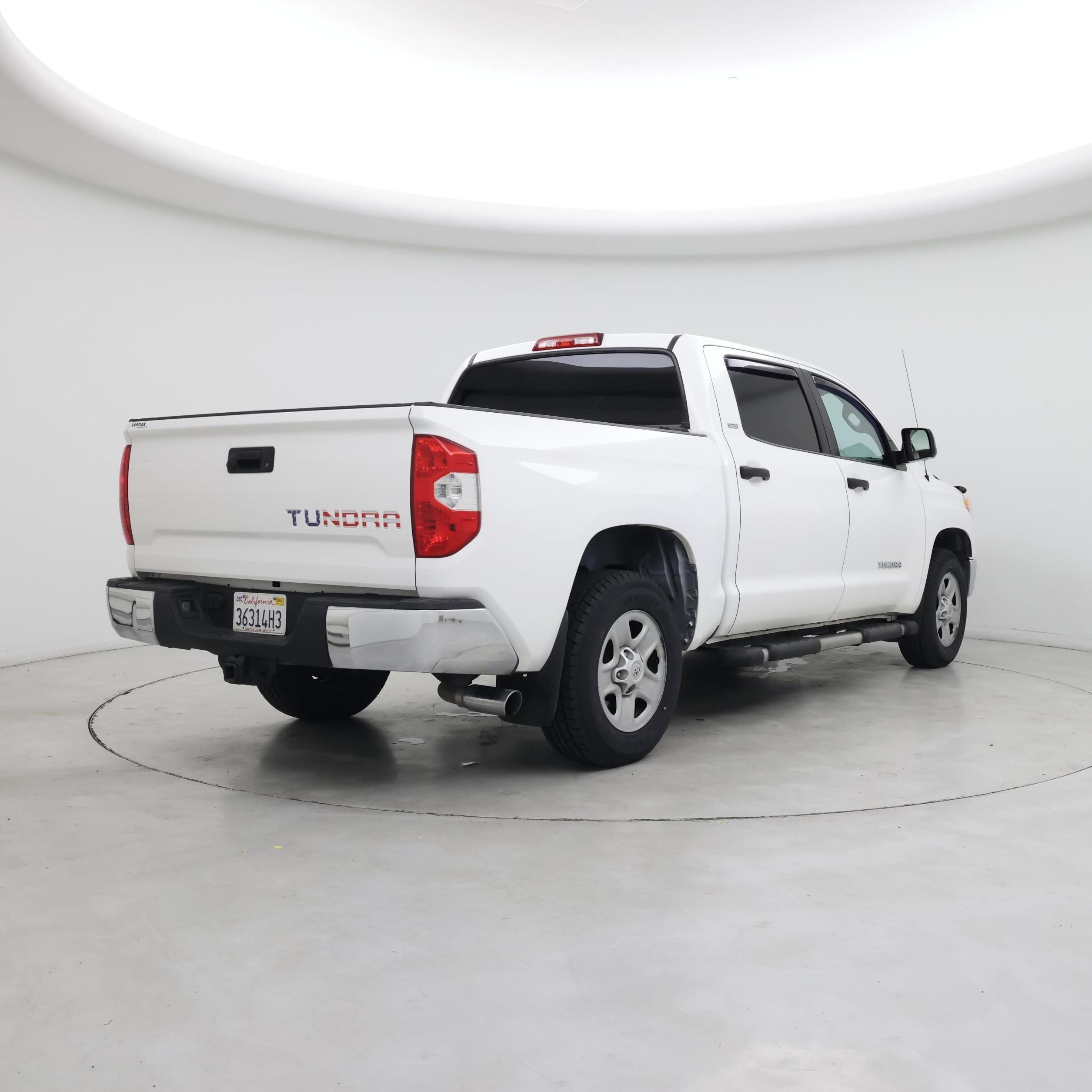 Thumbnail: 2017 Toyota Tundra - 8