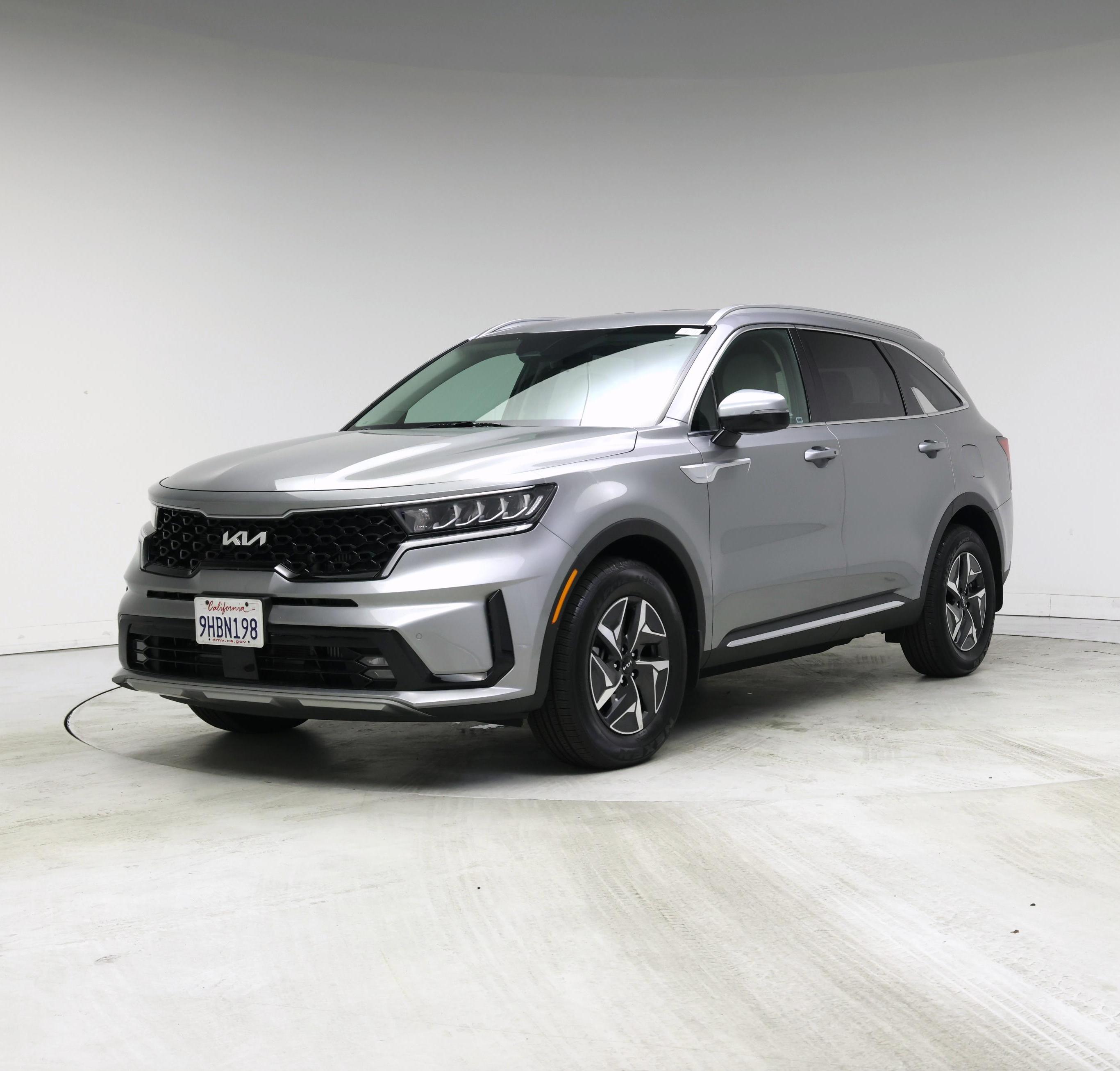 Thumbnail: 2023 Kia Sorento - 4