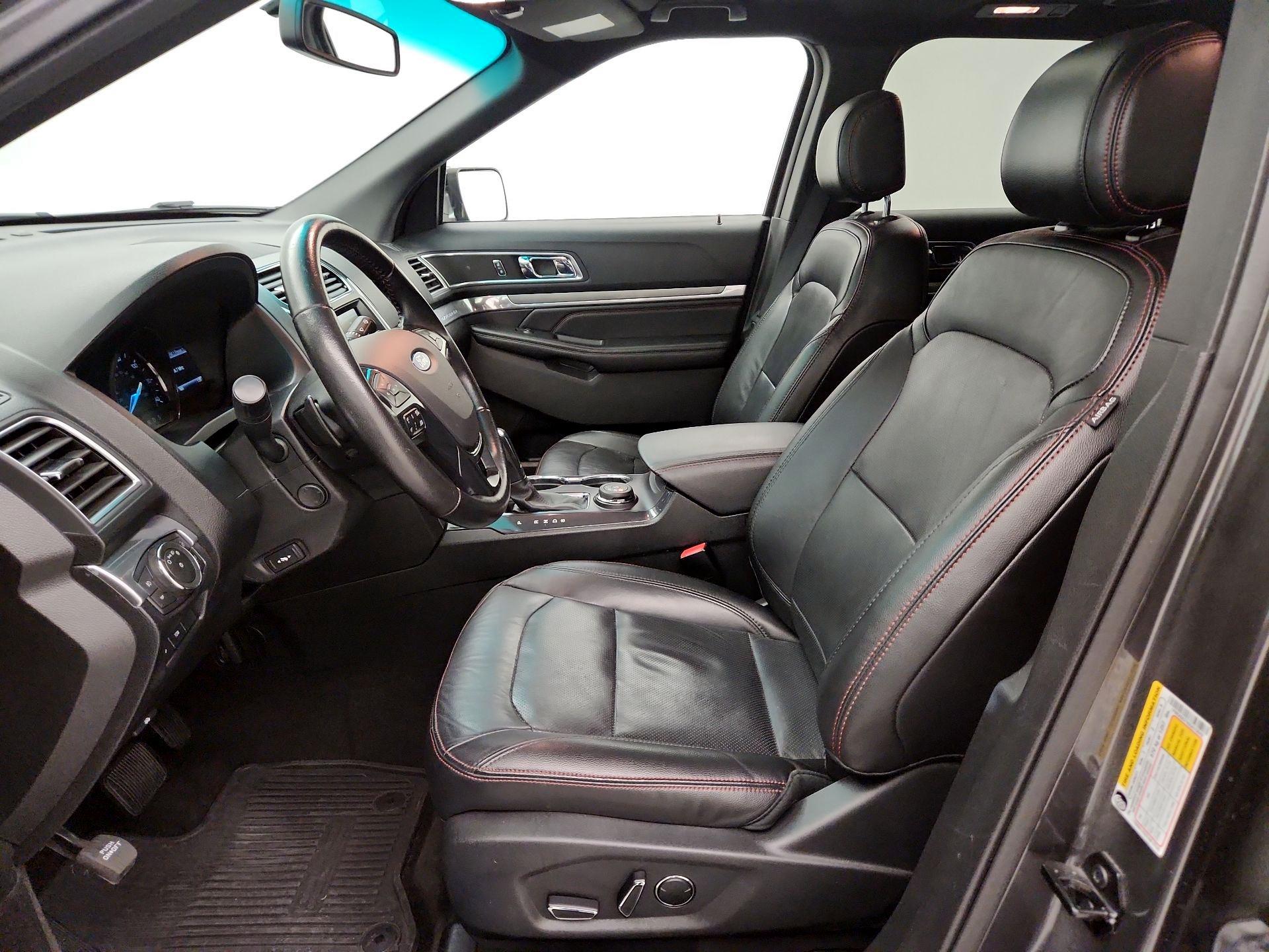 Thumbnail: 2016 Ford Explorer - 11