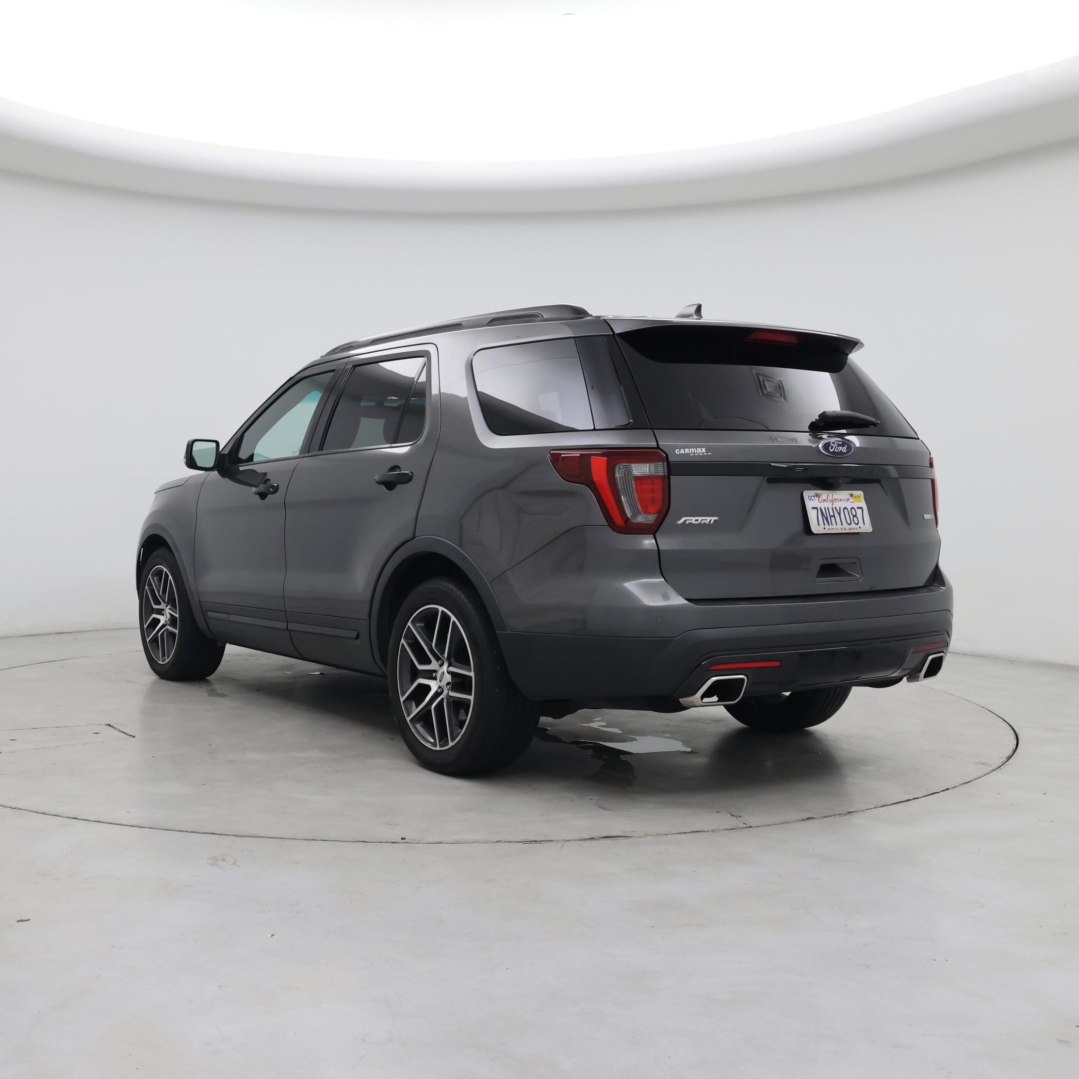 Thumbnail: 2016 Ford Explorer - 2
