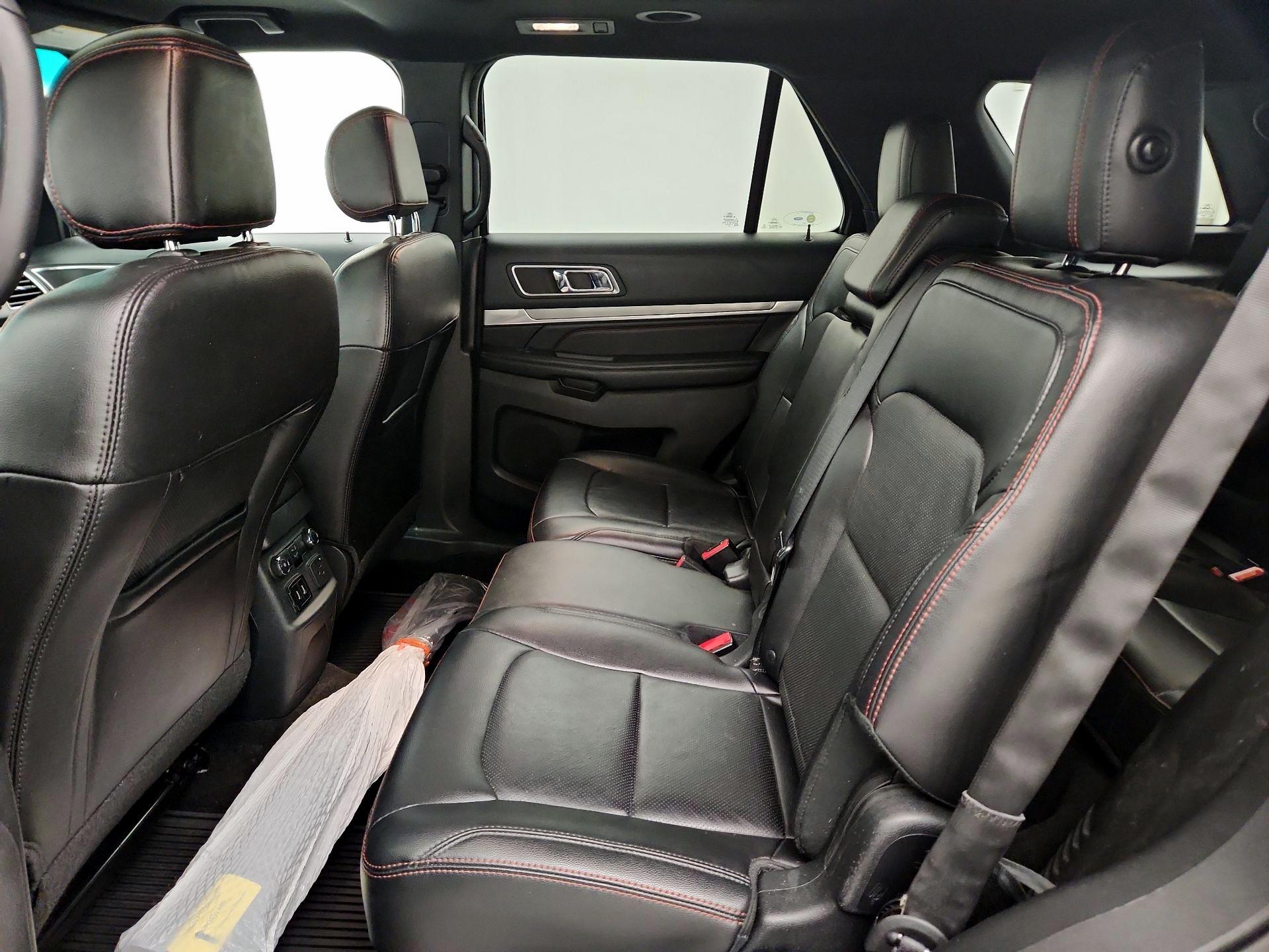 Thumbnail: 2016 Ford Explorer - 20