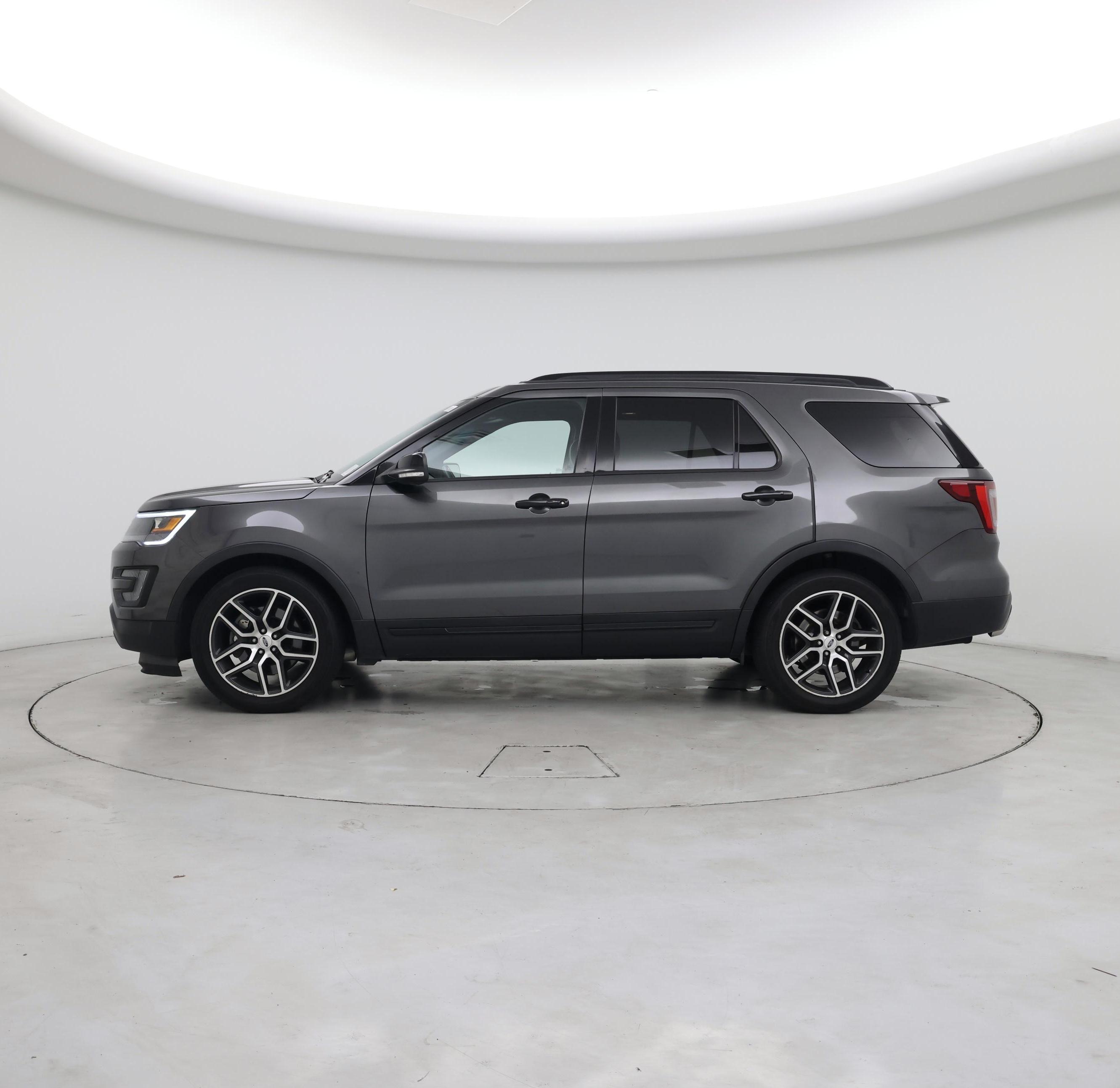 Thumbnail: 2016 Ford Explorer - 3
