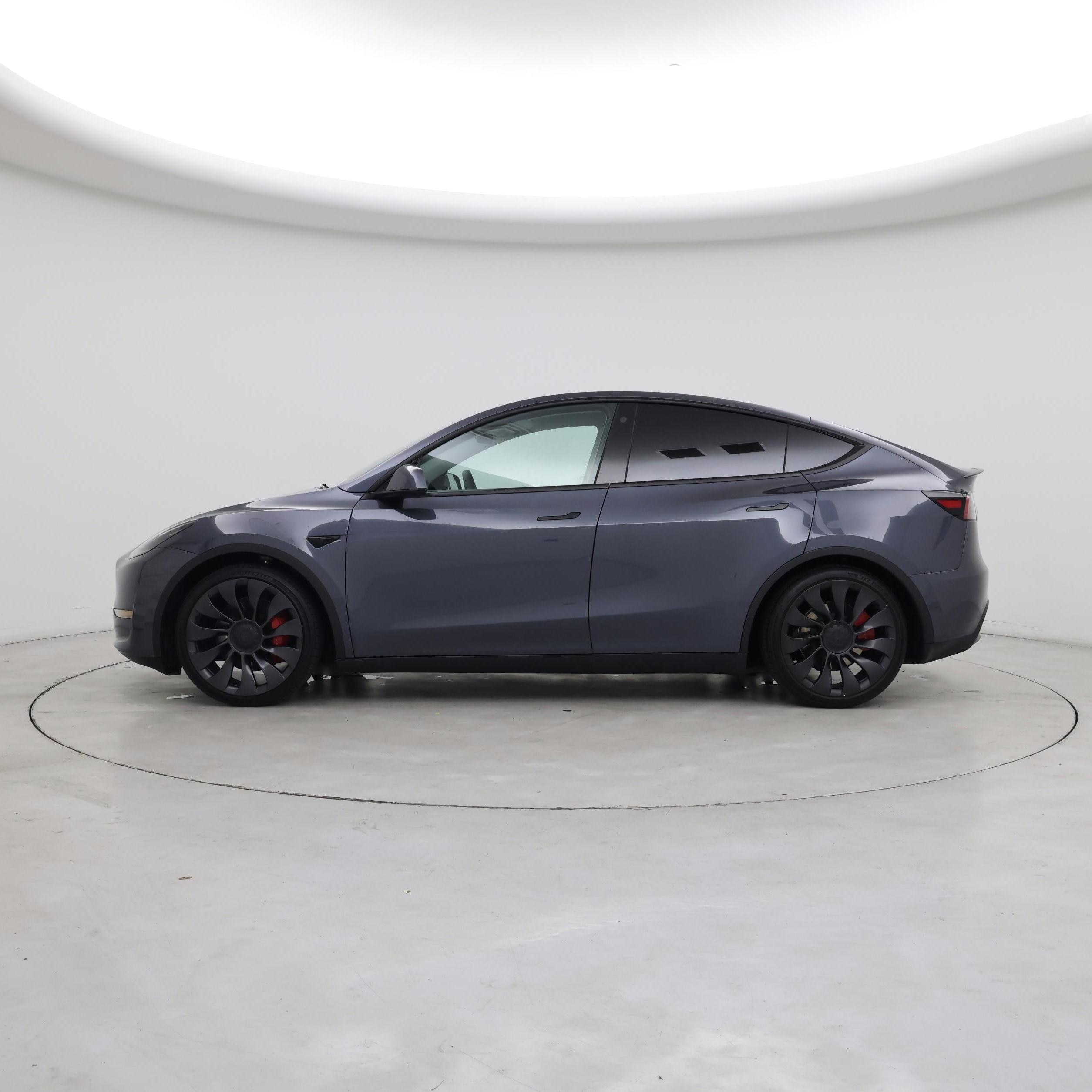 Thumbnail: 2023 Tesla Model Y - 3