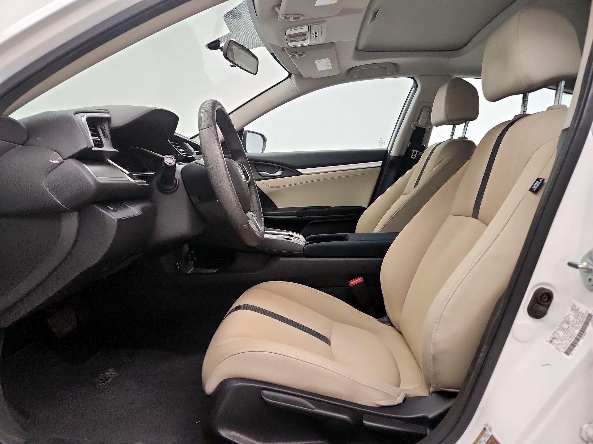 Thumbnail: 2016 Honda Civic - 11