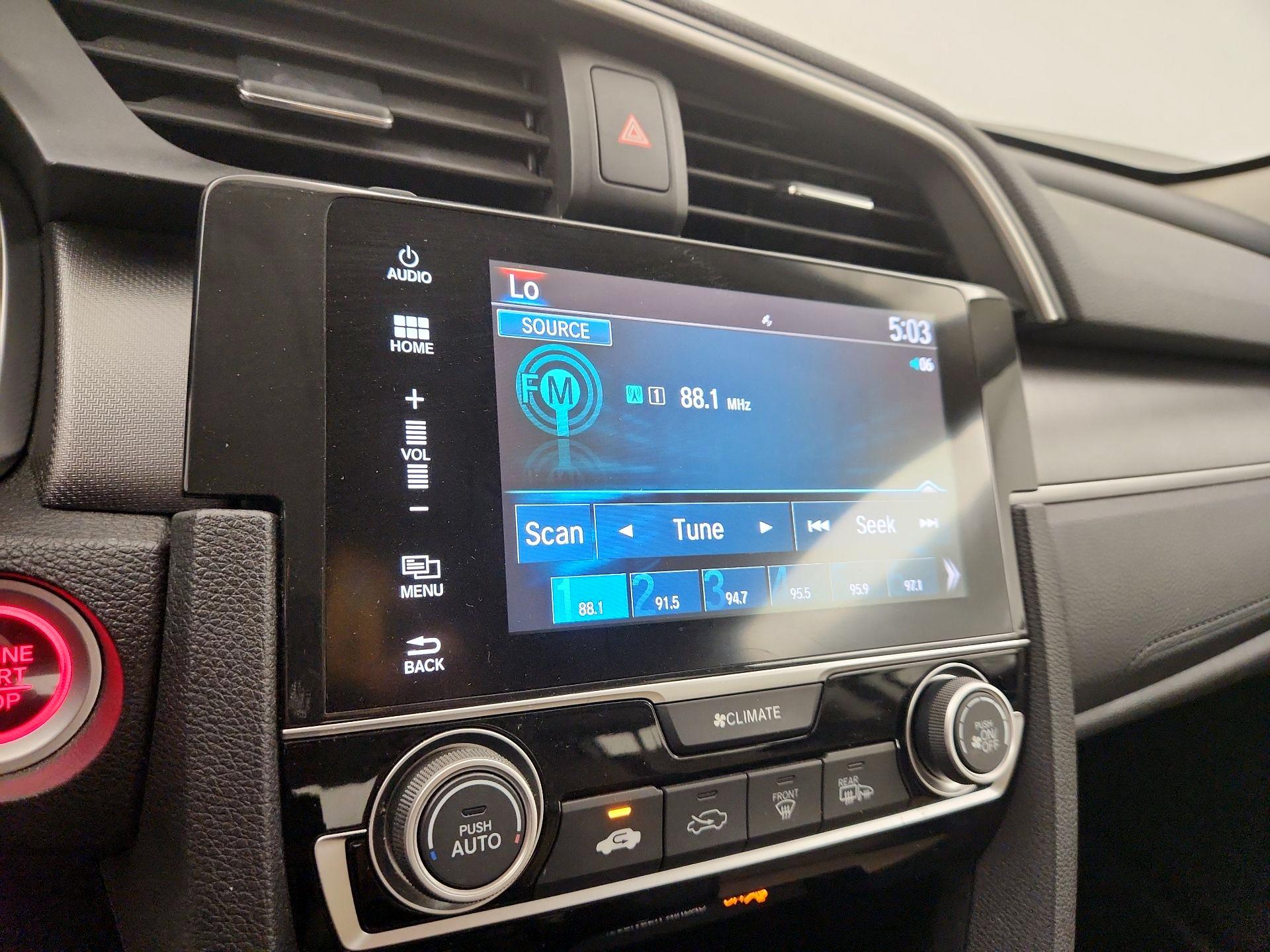 Thumbnail: 2016 Honda Civic - 15