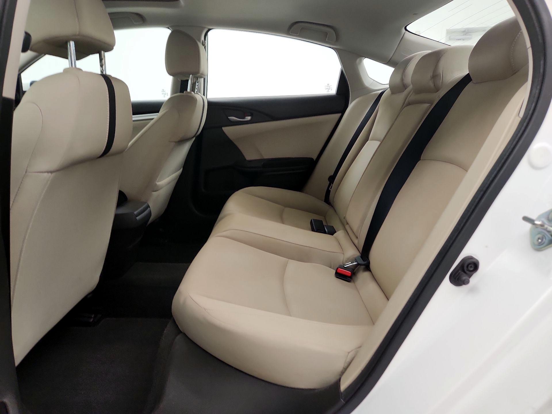 Thumbnail: 2016 Honda Civic - 20