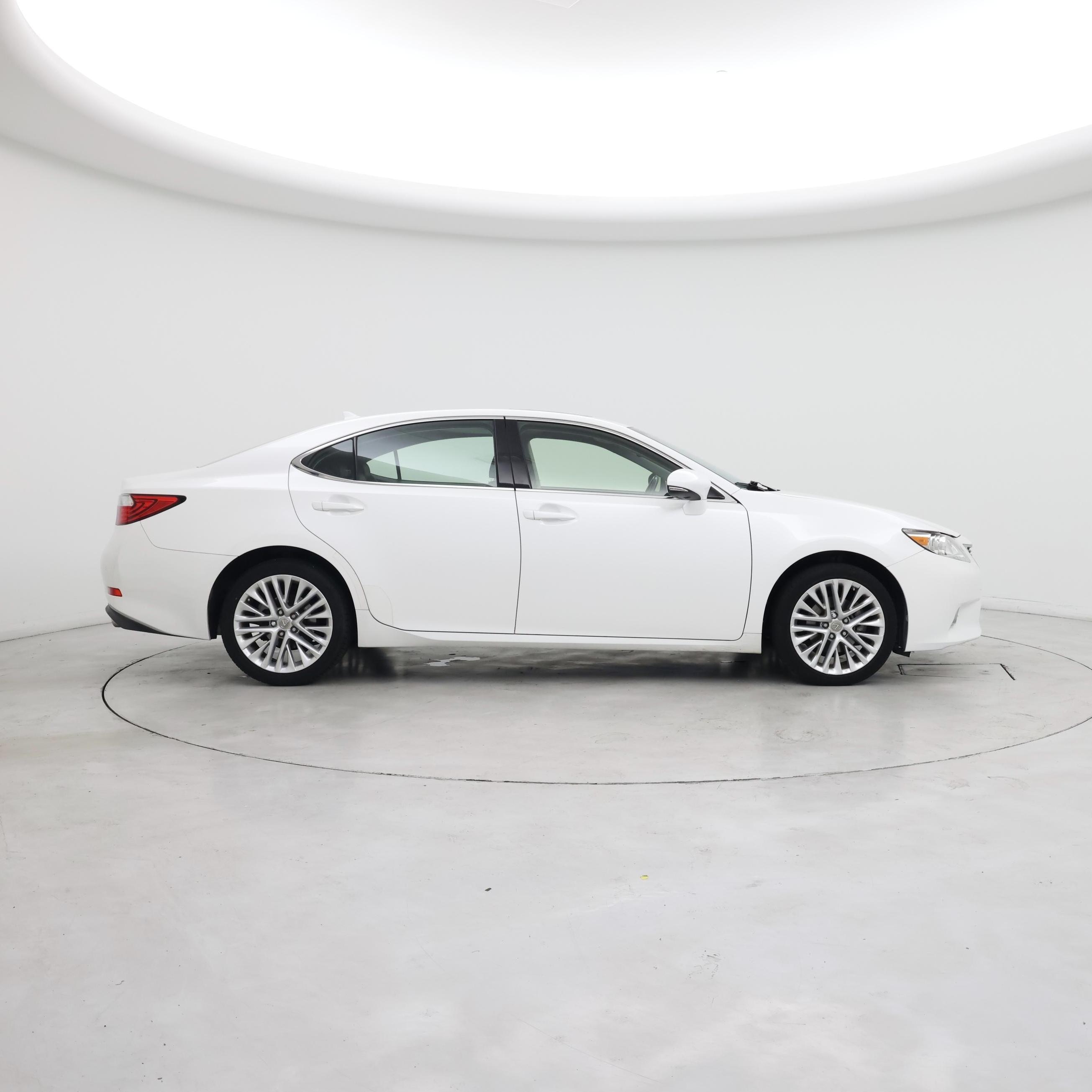 Thumbnail: 2014 Lexus ES - 7