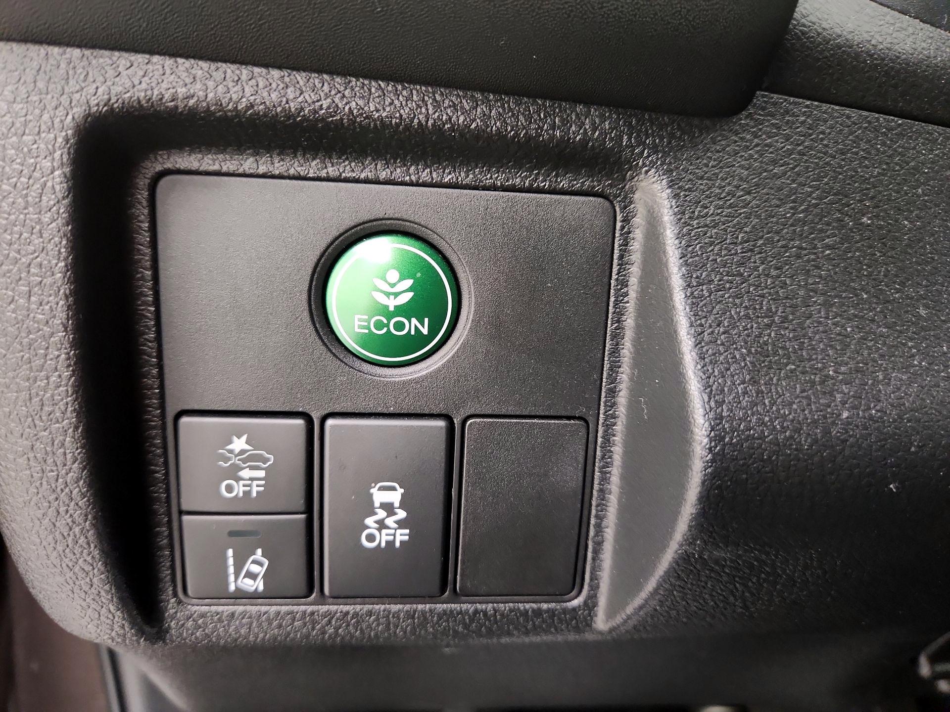 Thumbnail: 2019 Honda HR-V - 13