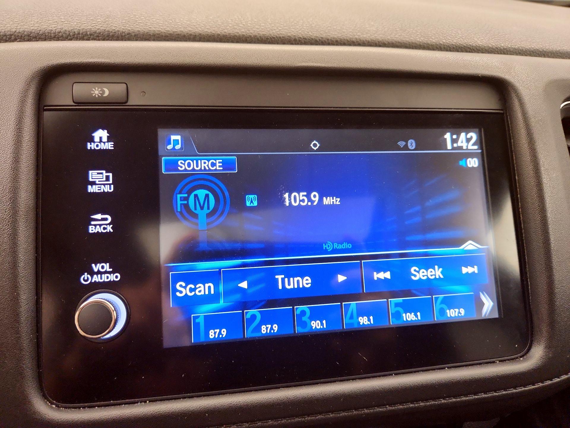 Thumbnail: 2019 Honda HR-V - 15