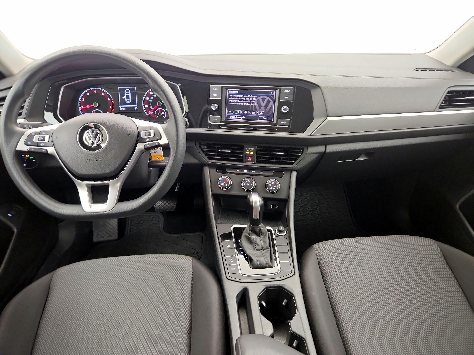 Thumbnail: 2019 Volkswagen Jetta - 9