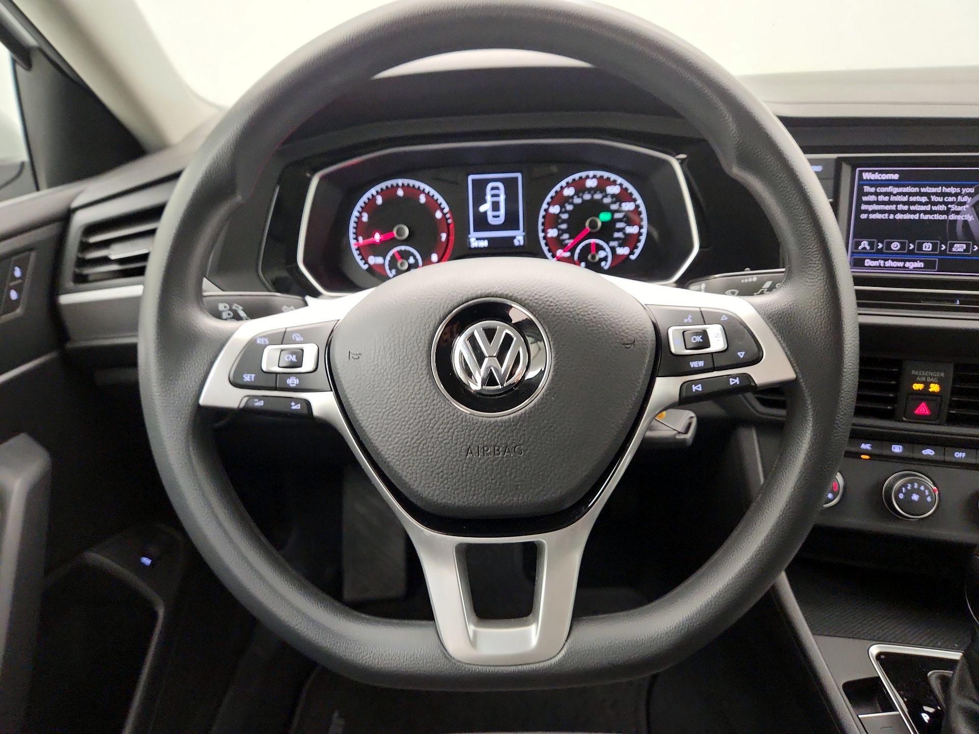 Thumbnail: 2019 Volkswagen Jetta - 10