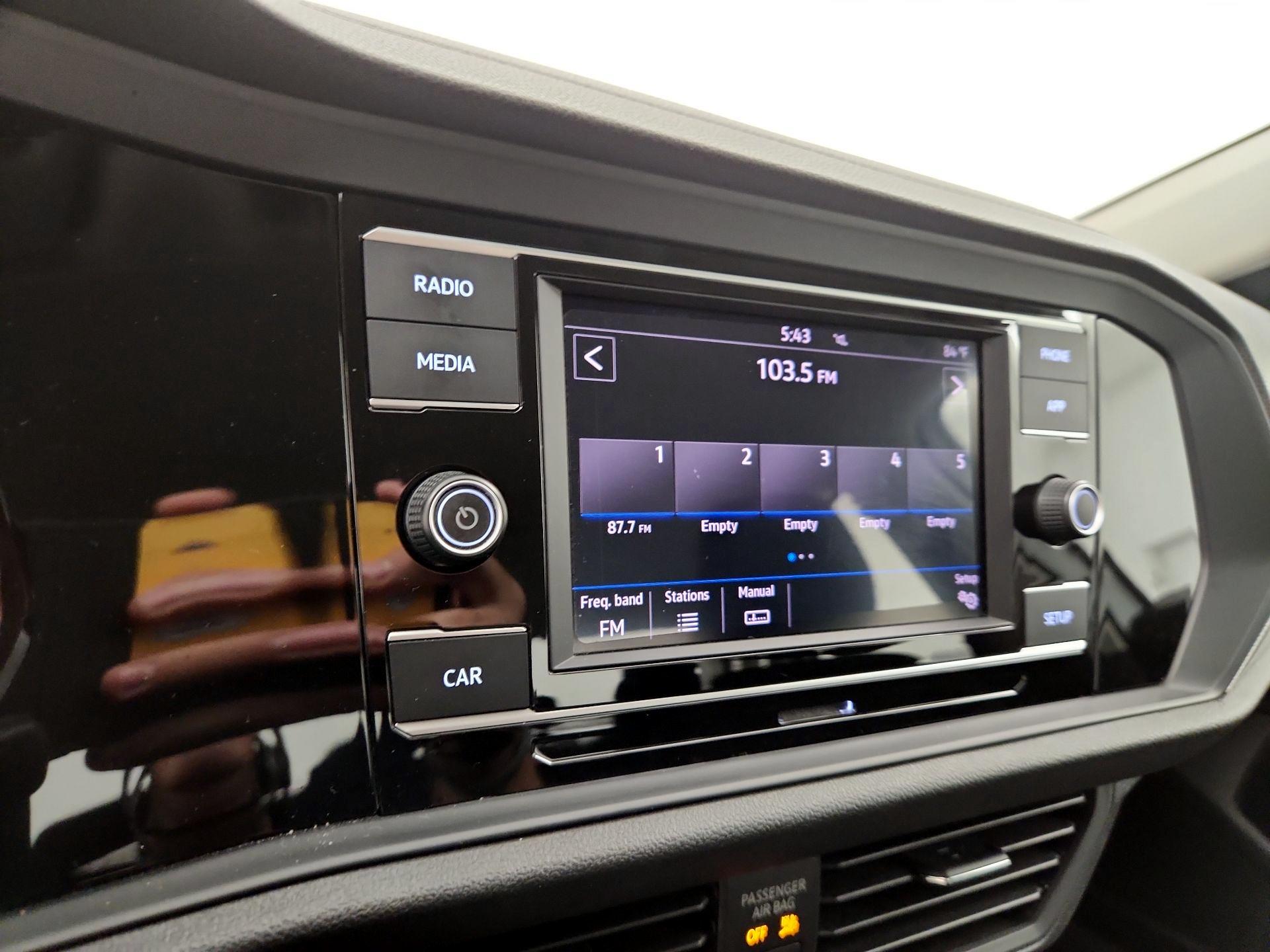 Thumbnail: 2019 Volkswagen Jetta - 15