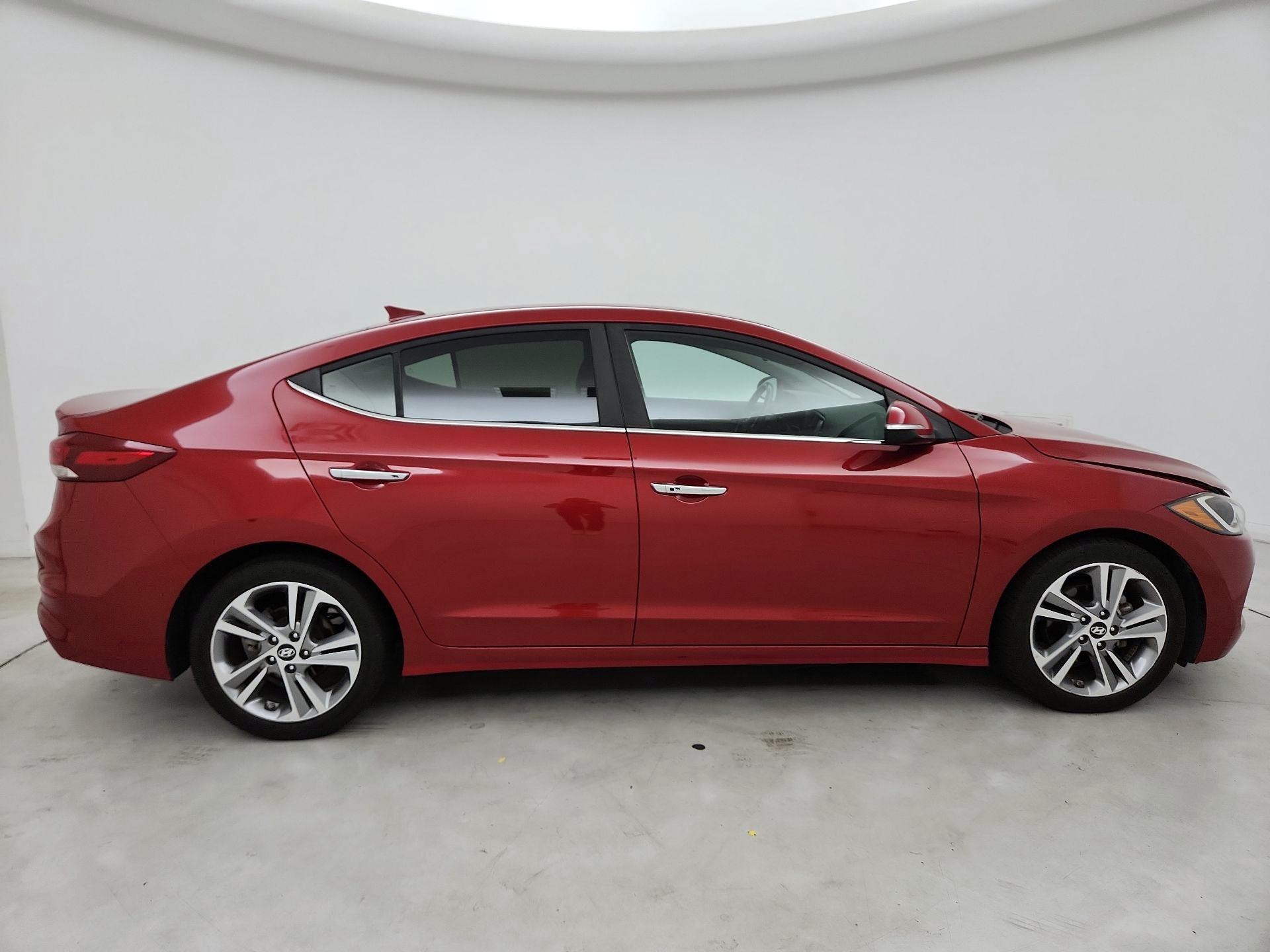 Thumbnail: 2017 Hyundai Elantra - 4