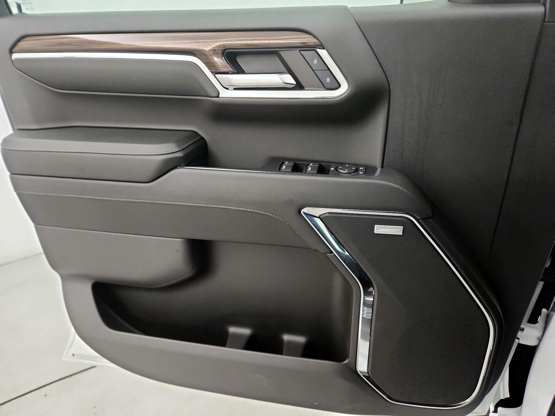 Thumbnail: 2024 Chevrolet Silverado 1500 - 12