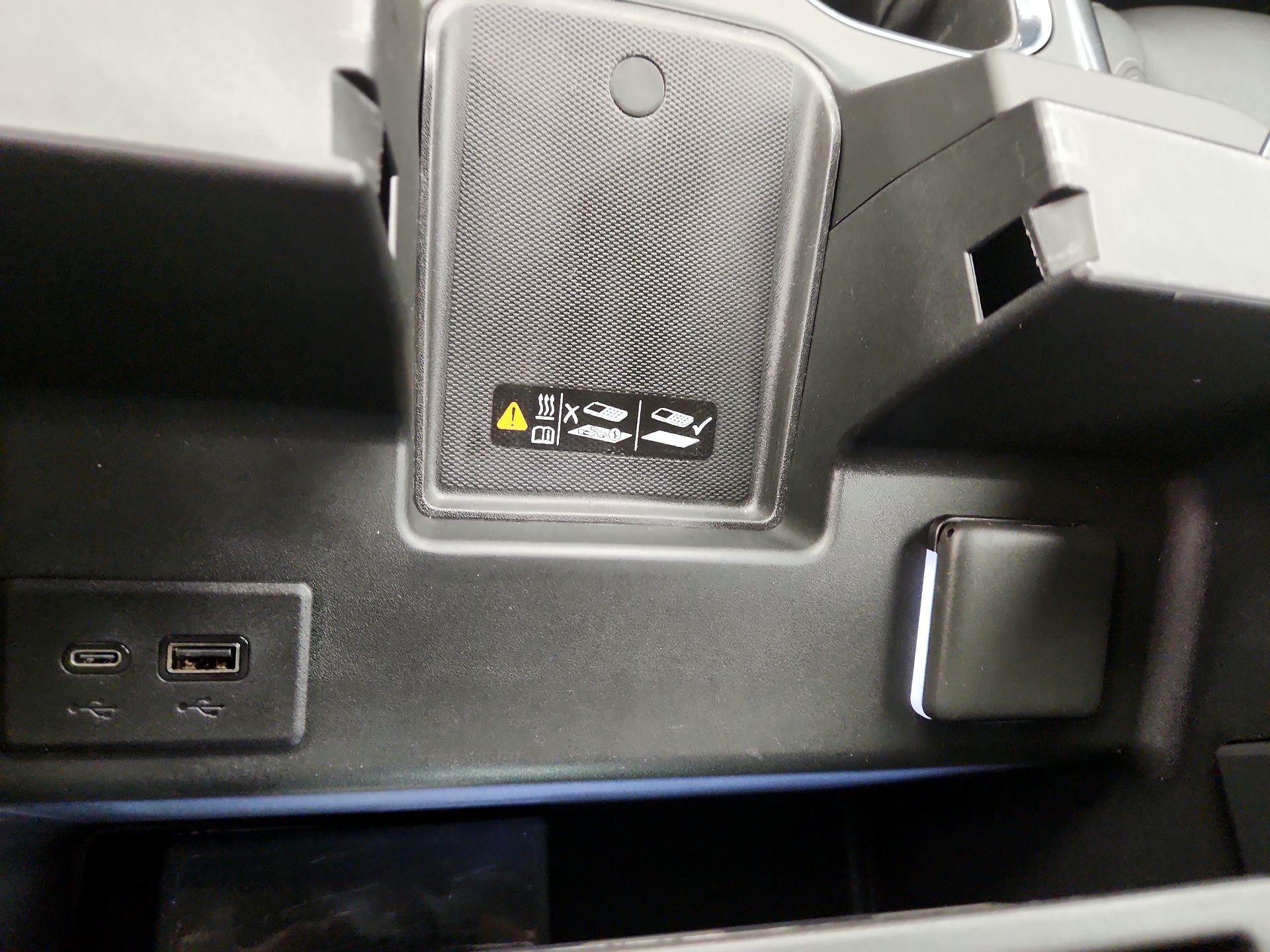 Thumbnail: 2024 Chevrolet Silverado 1500 - 18