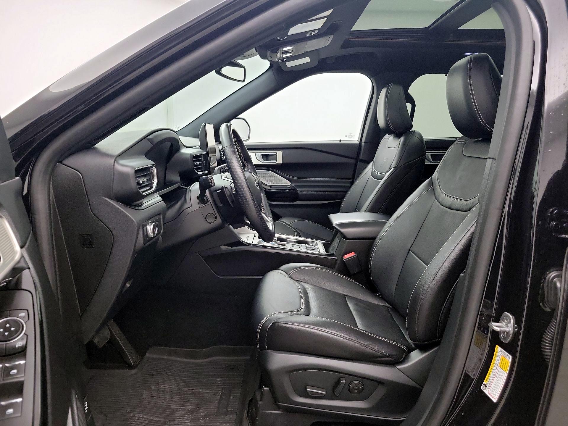 Thumbnail: 2021 Ford Explorer - 11
