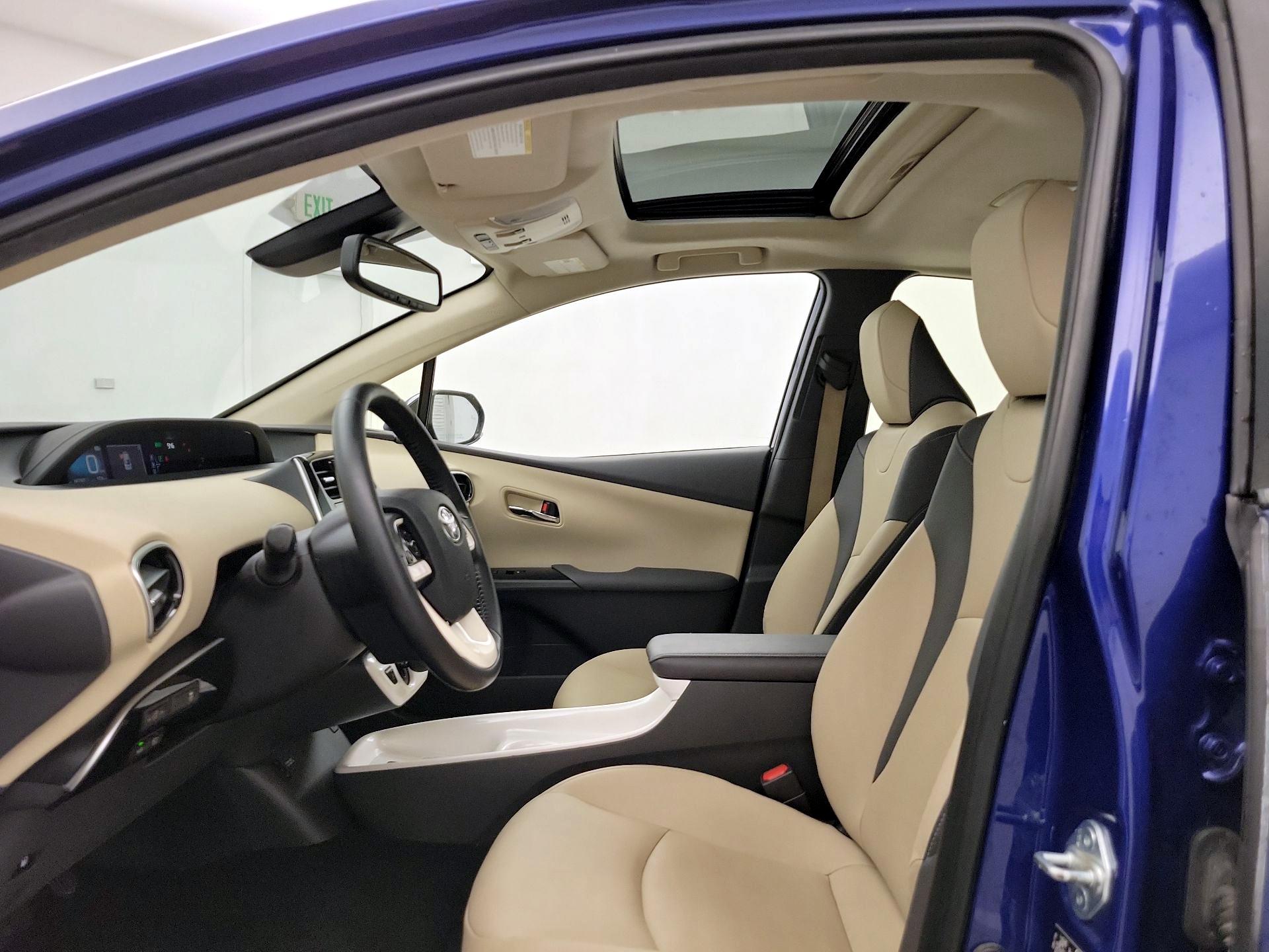 Thumbnail: 2016 Toyota Prius - 19