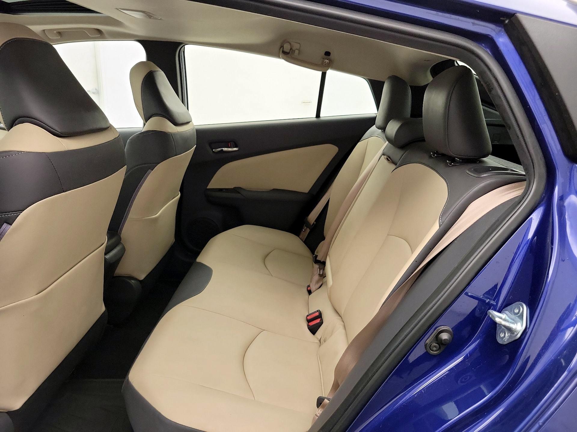Thumbnail: 2016 Toyota Prius - 20