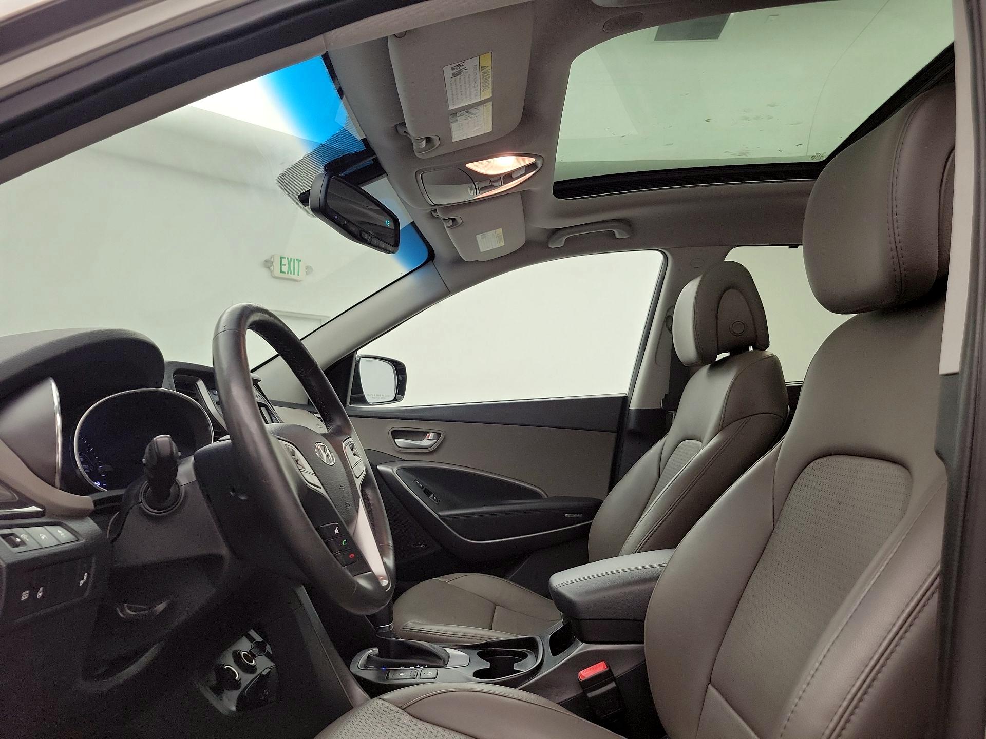 Thumbnail: 2015 Hyundai Santa Fe - 20