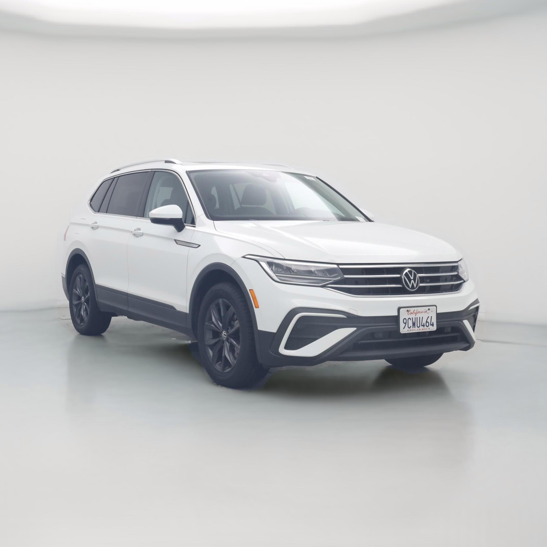 Thumbnail: 2022 Volkswagen Tiguan - 1