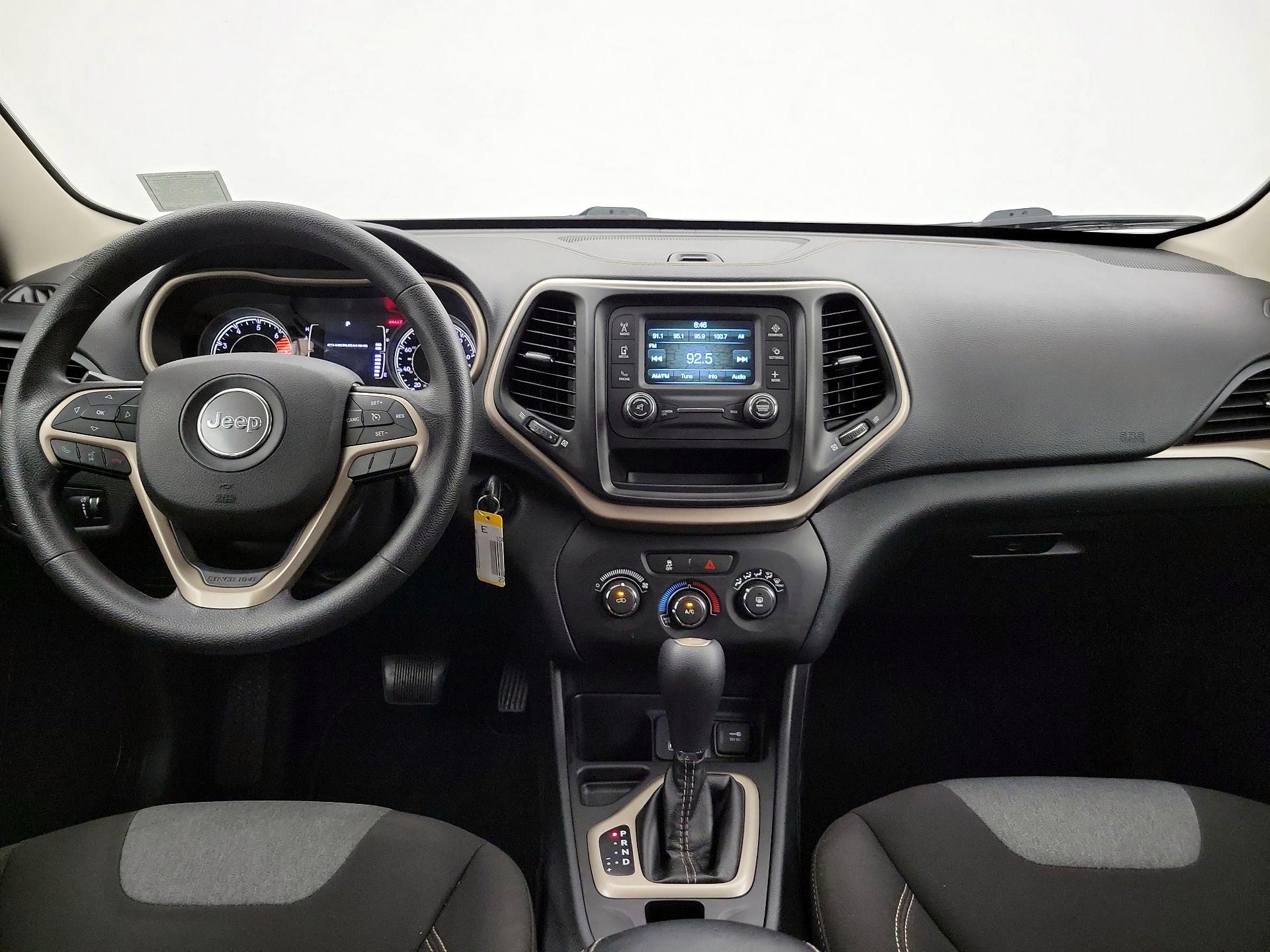 Thumbnail: 2016 Jeep Cherokee - 9