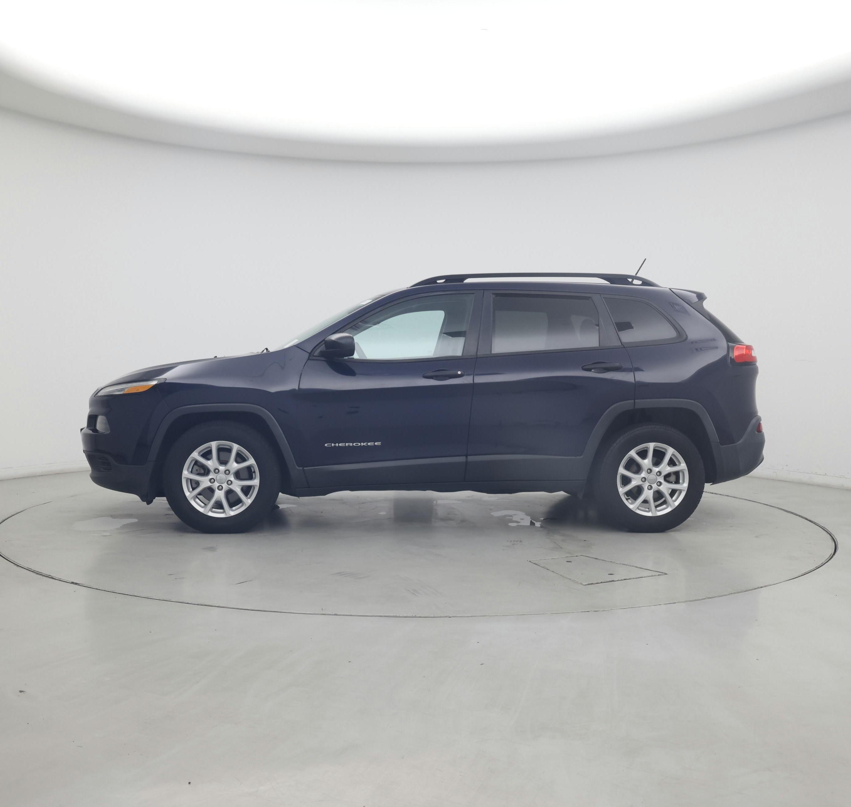 Thumbnail: 2016 Jeep Cherokee - 3