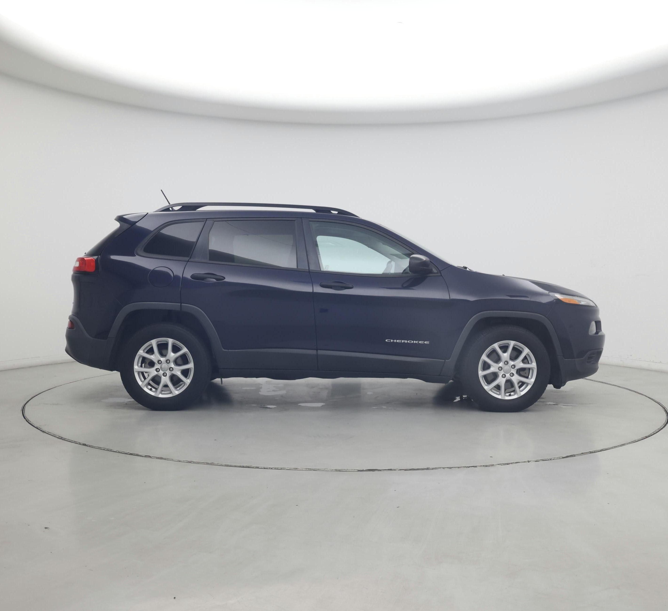 Thumbnail: 2016 Jeep Cherokee - 7