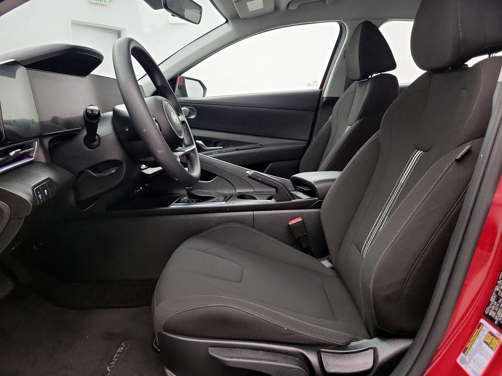 Thumbnail: 2024 Hyundai Elantra - 11