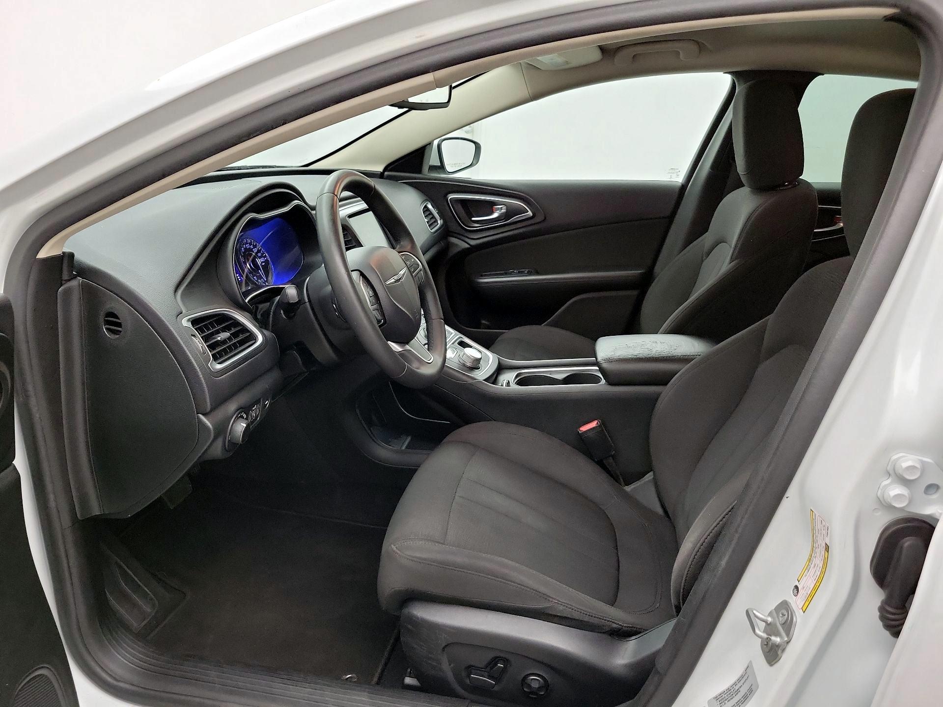 Thumbnail: 2015 Chrysler 200 - 11