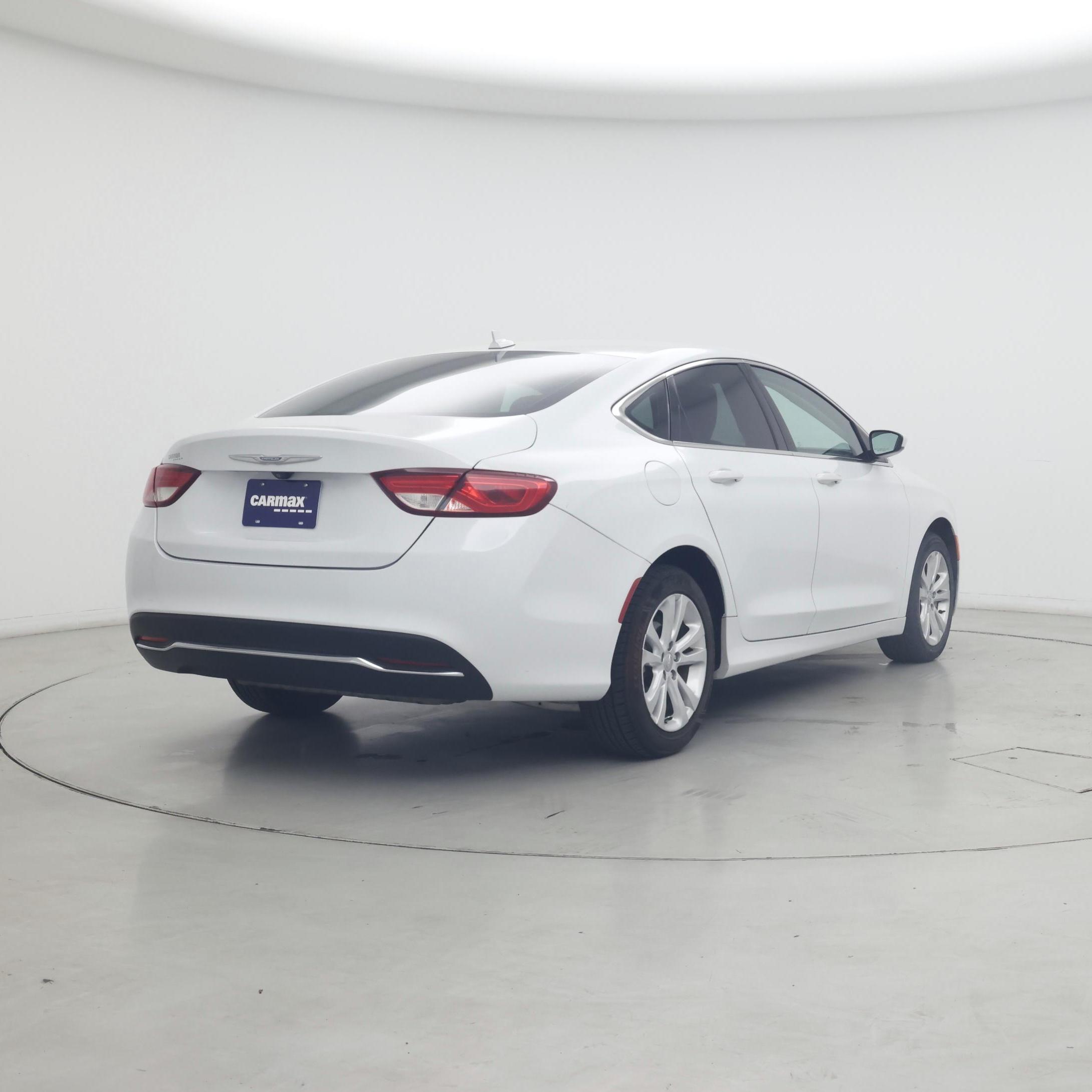 Thumbnail: 2015 Chrysler 200 - 8