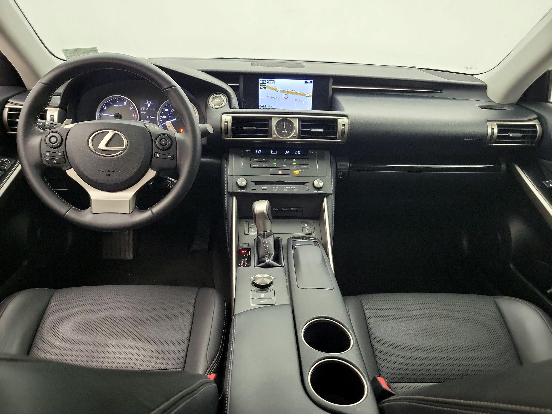Thumbnail: 2015 Lexus IS - 9