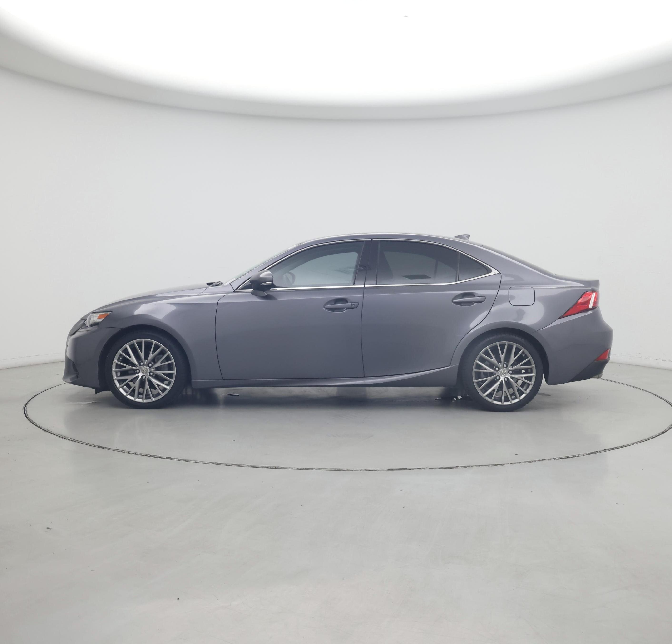 Thumbnail: 2015 Lexus IS - 3