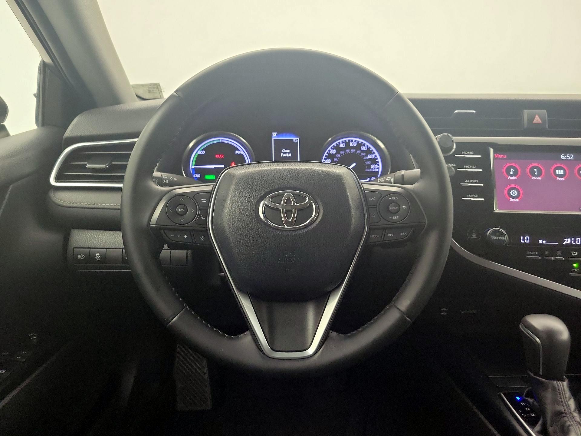 Thumbnail: 2018 Toyota Camry - 10