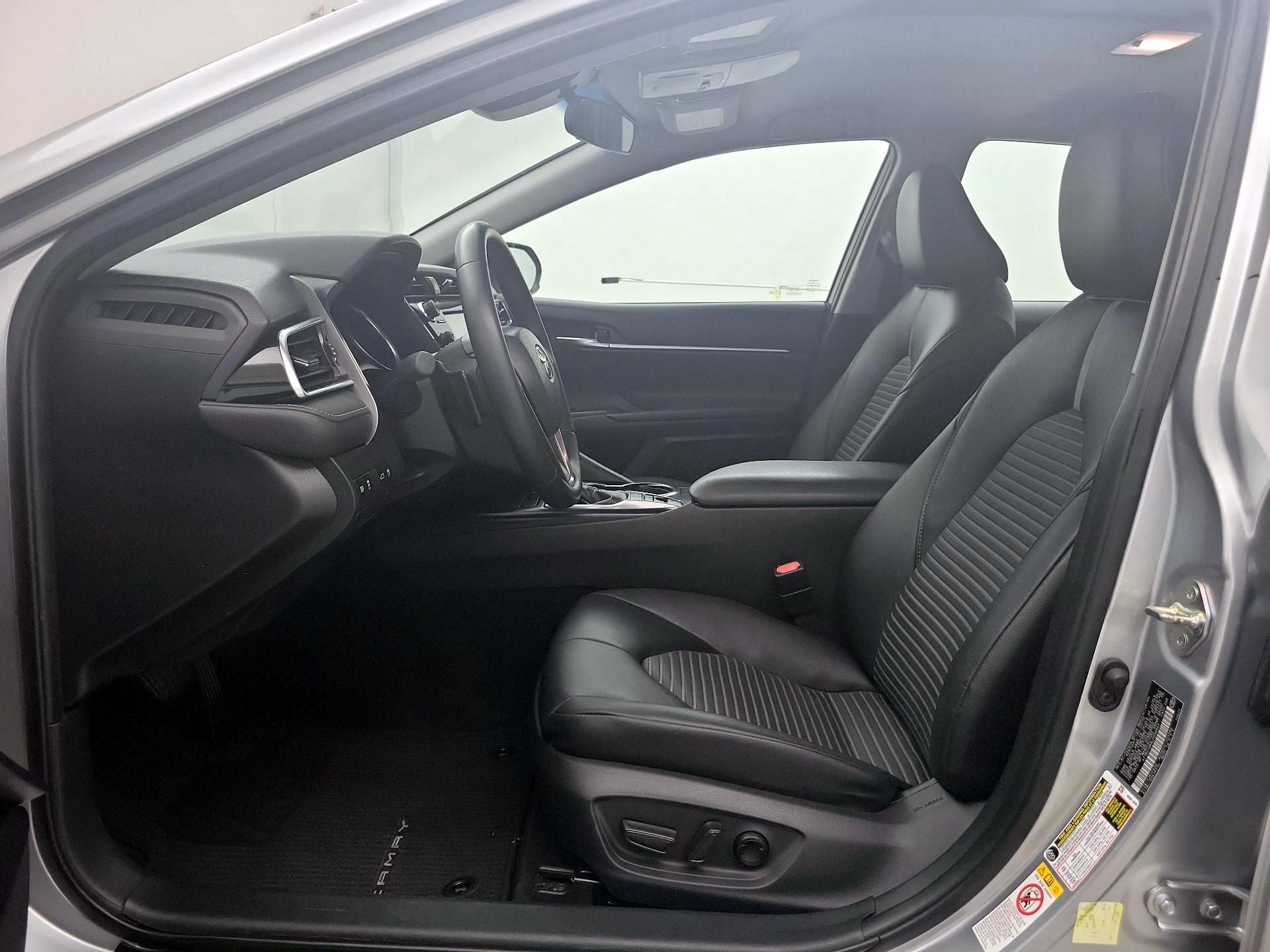 Thumbnail: 2018 Toyota Camry - 11