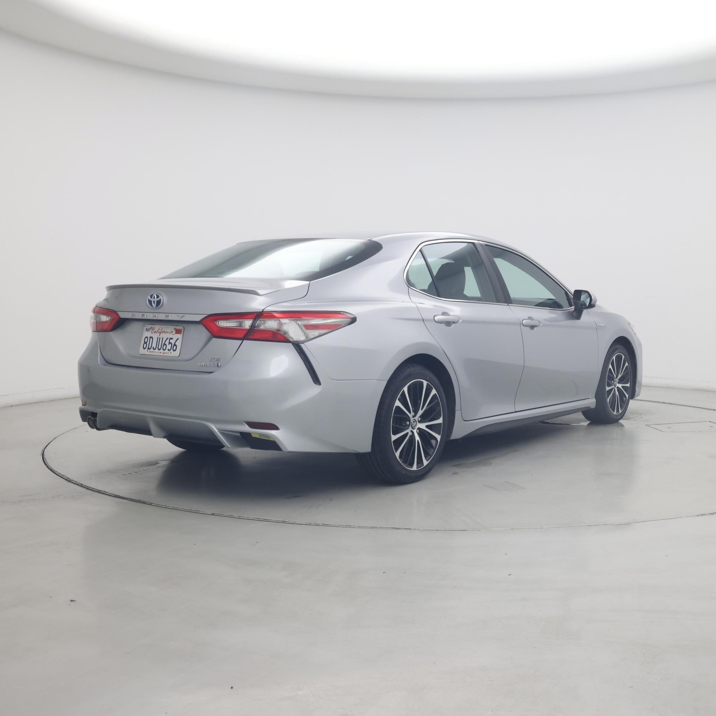 Thumbnail: 2018 Toyota Camry - 8