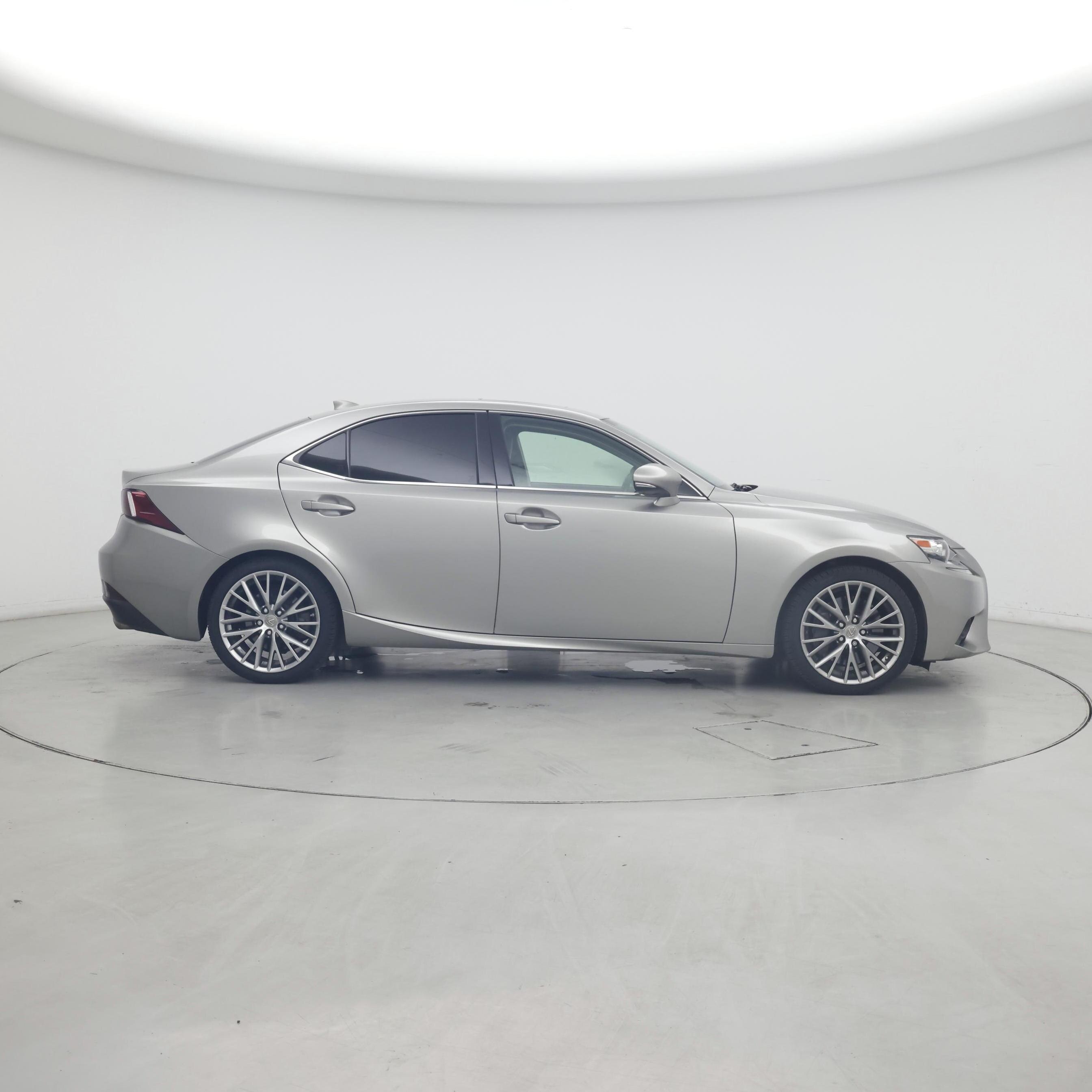 Thumbnail: 2016 Lexus IS - 7