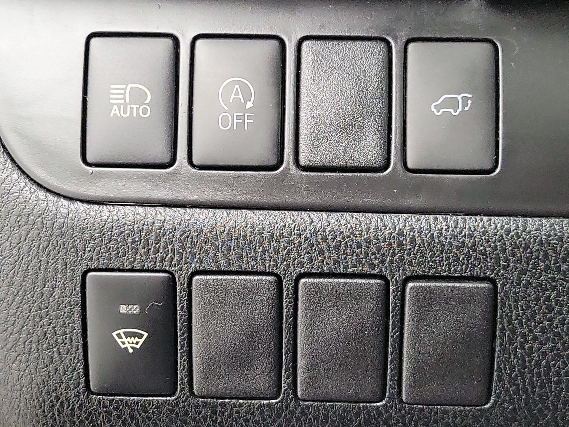 Thumbnail: 2019 Toyota Highlander - 13