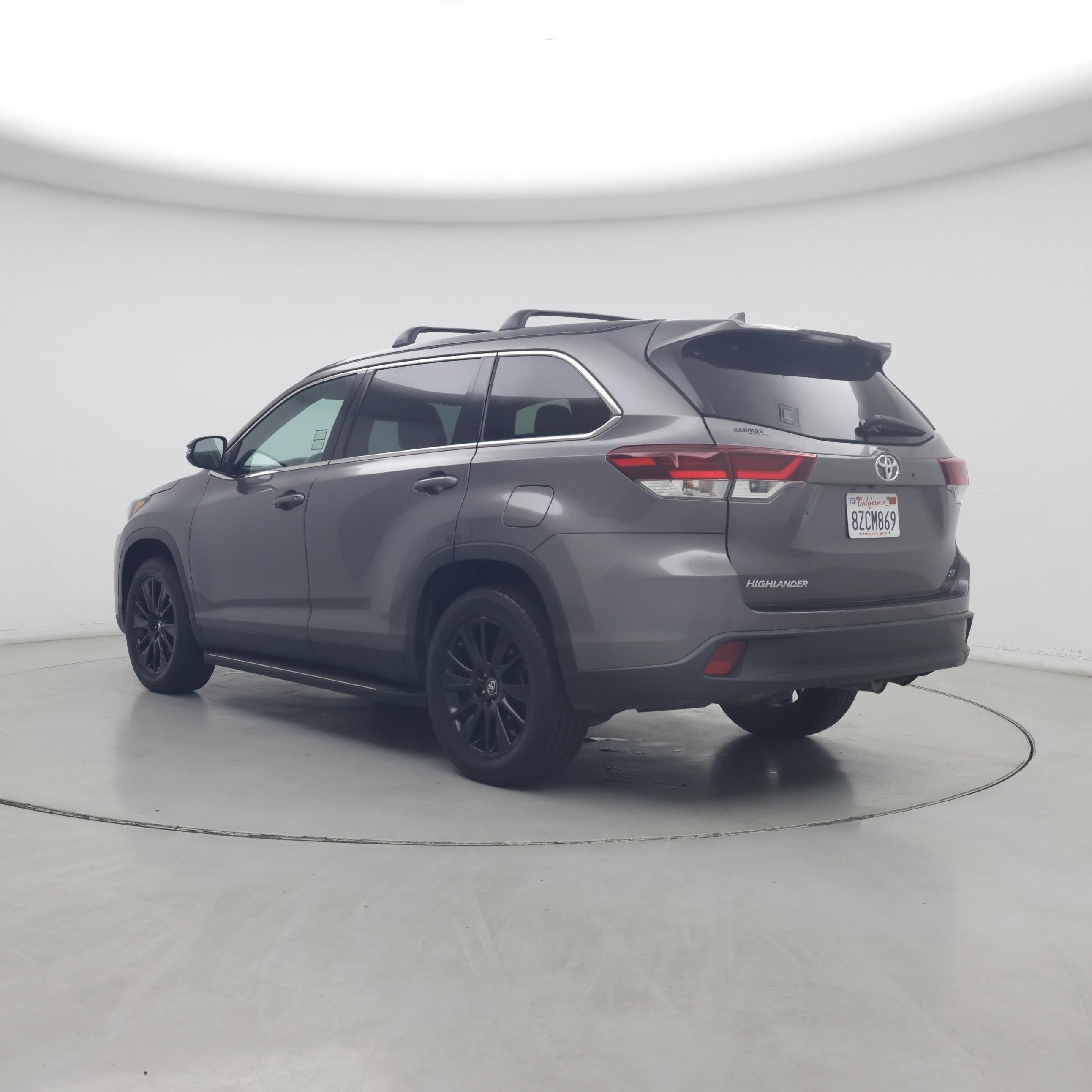 Thumbnail: 2019 Toyota Highlander - 2