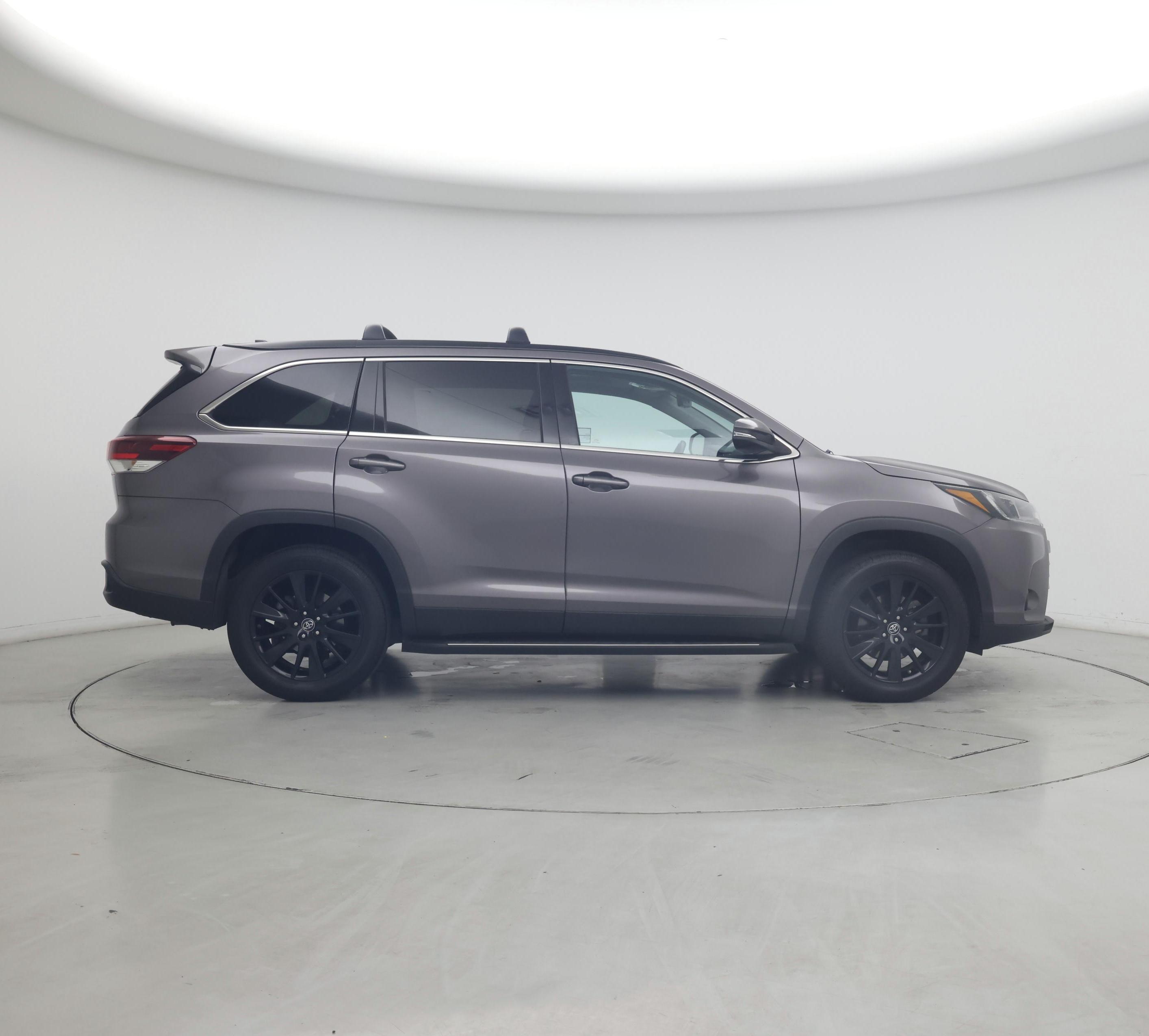 Thumbnail: 2019 Toyota Highlander - 7