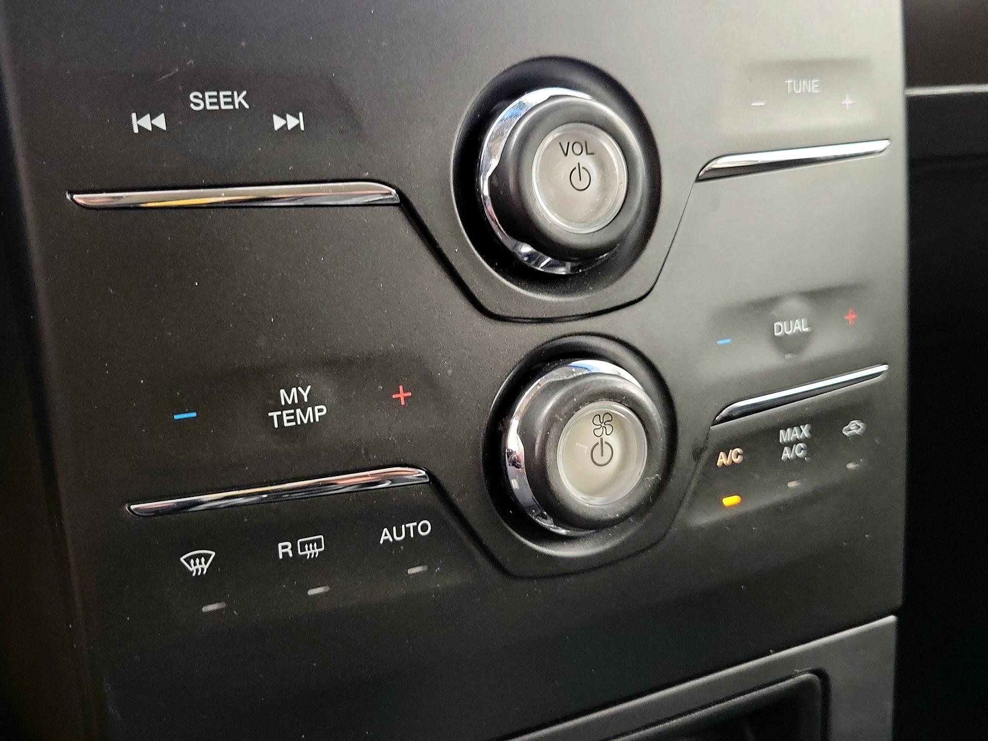 Thumbnail: 2019 Ford Flex - 16