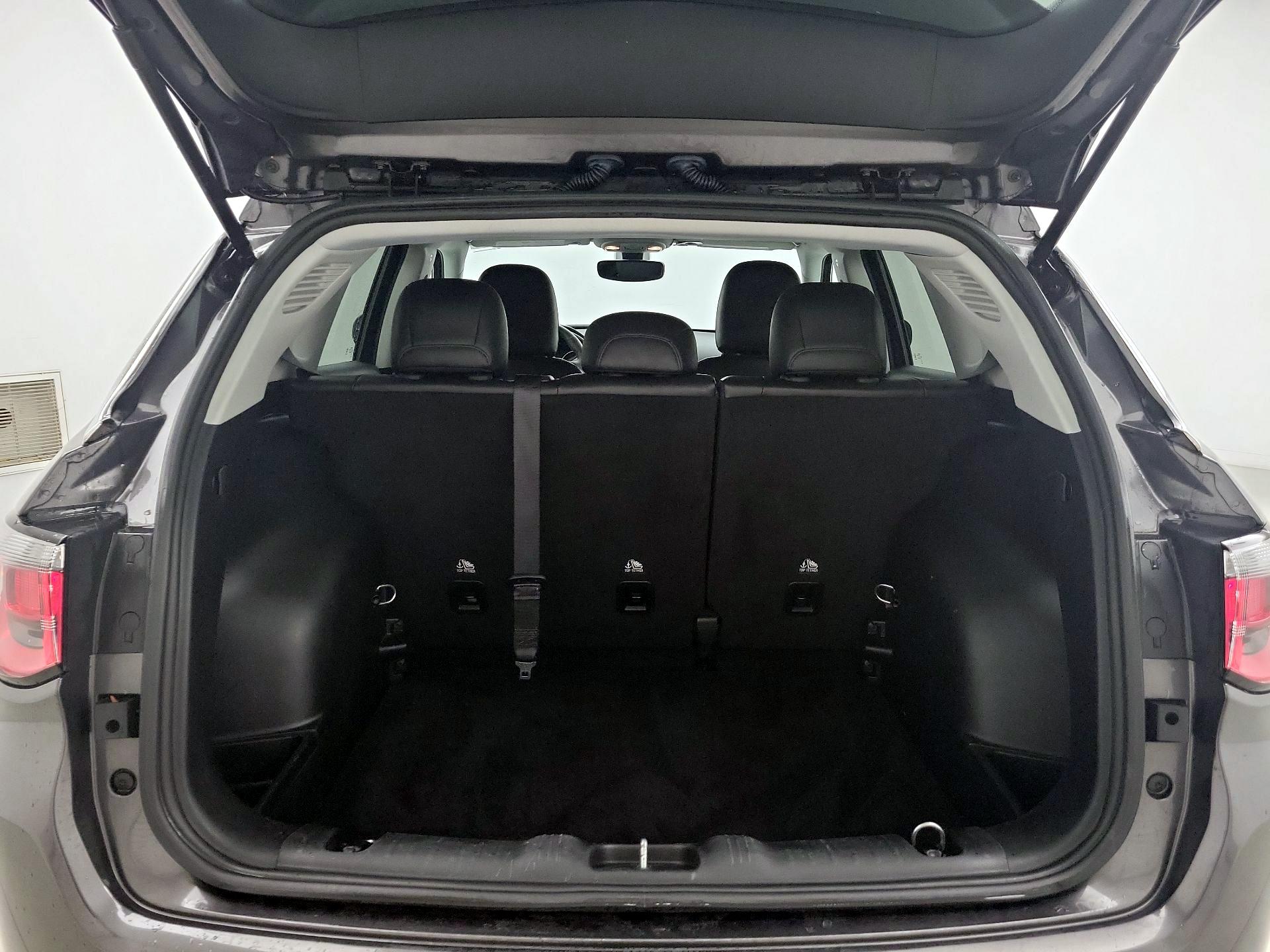 Thumbnail: 2018 Jeep Compass - 20