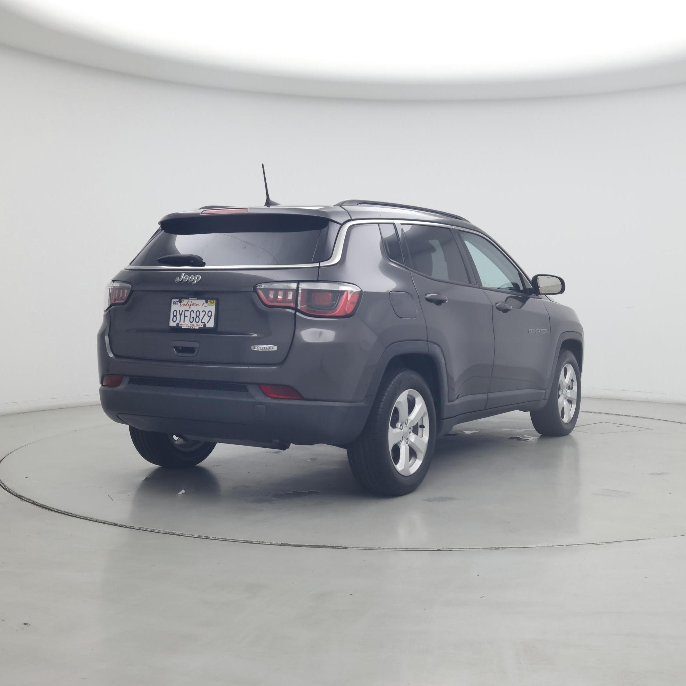 Thumbnail: 2018 Jeep Compass - 8
