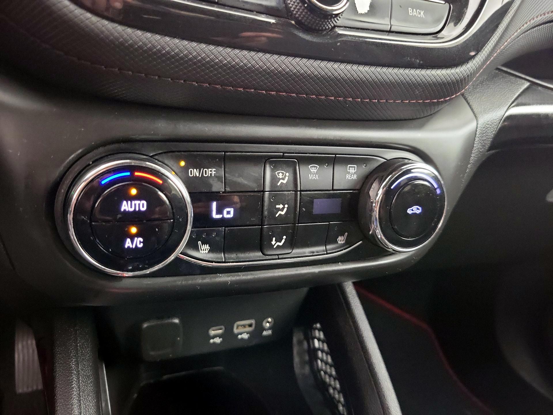Thumbnail: 2021 Chevrolet TrailBlazer - 16