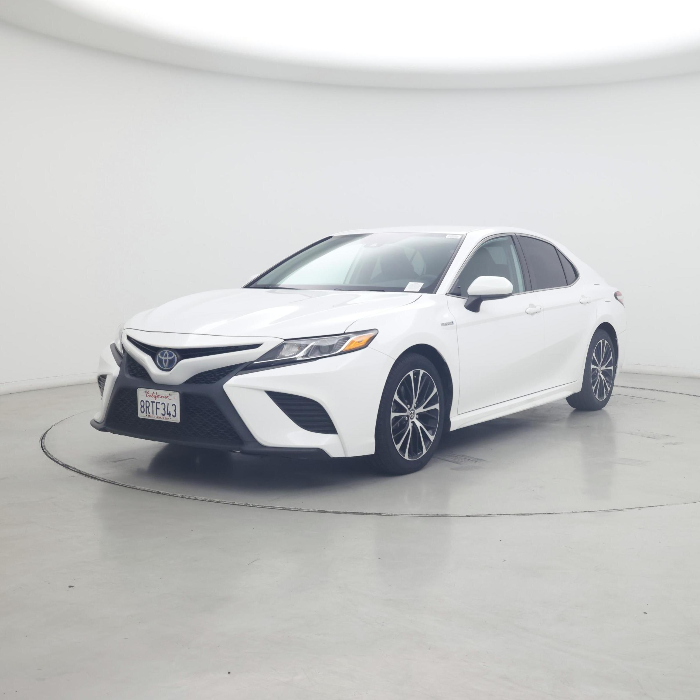 Thumbnail: 2020 Toyota Camry - 4