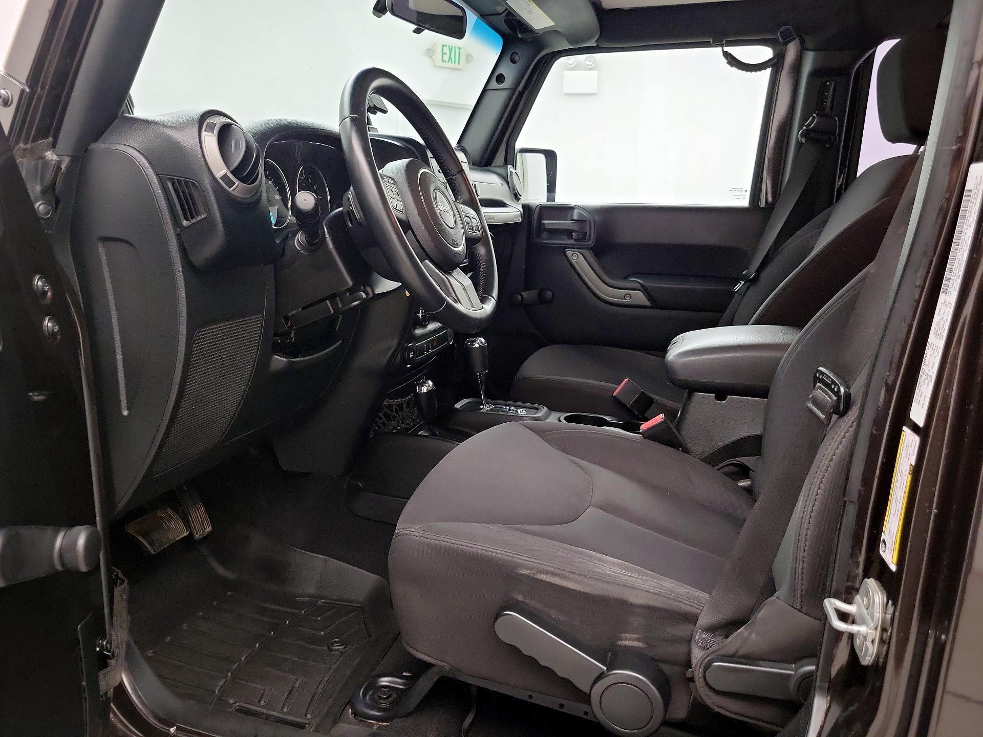 Thumbnail: 2013 Jeep Wrangler - 11