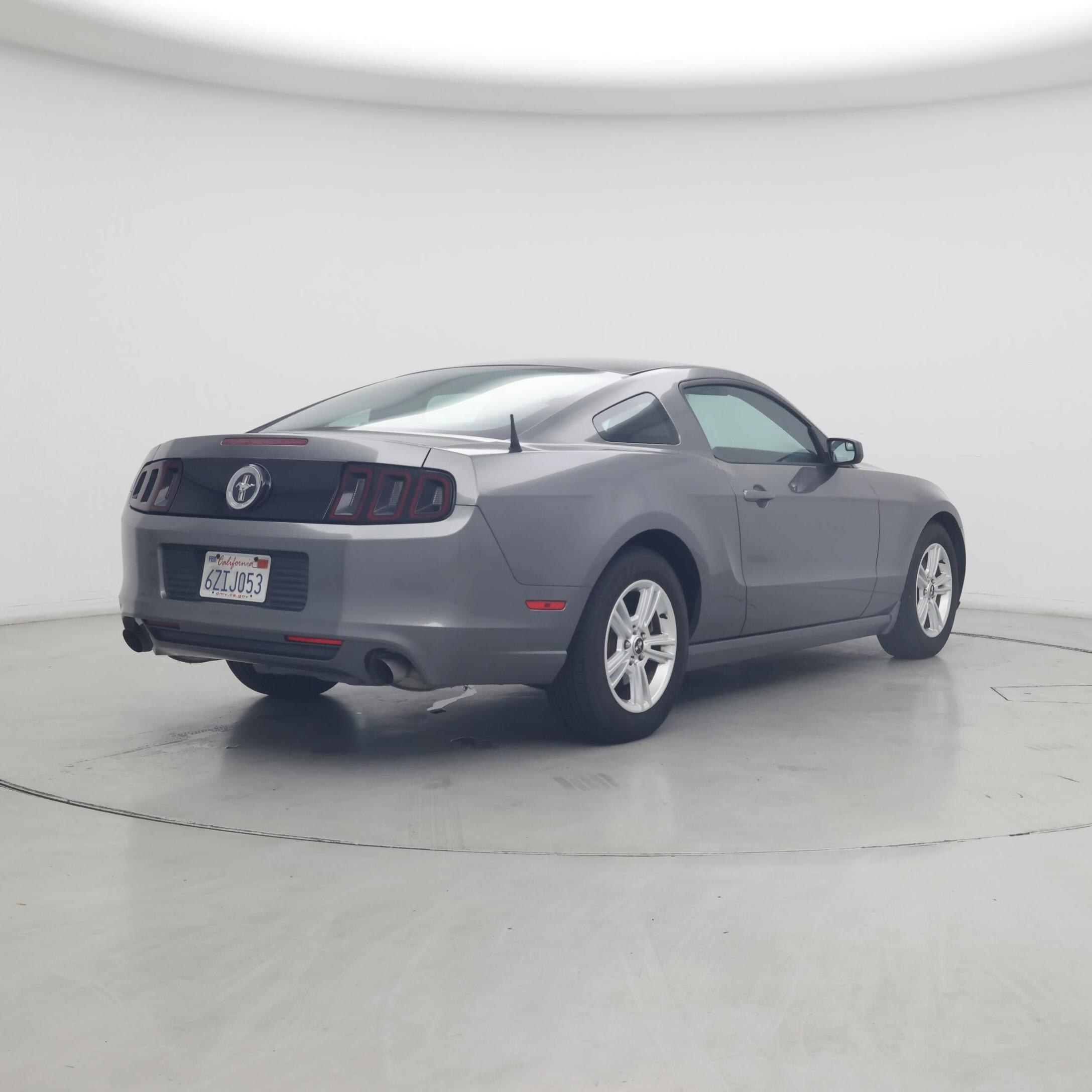 Thumbnail: 2013 Ford Mustang - 8