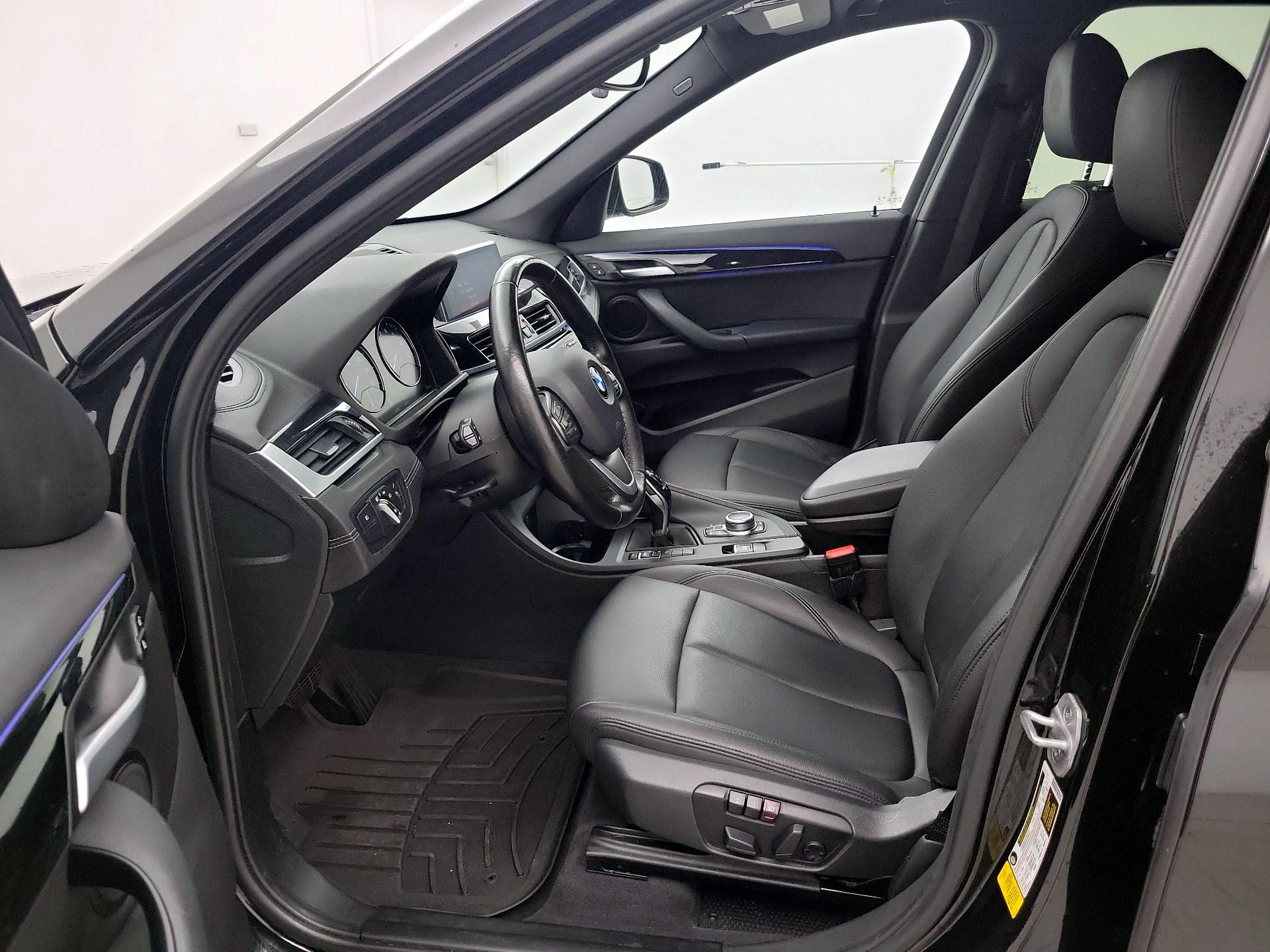 Thumbnail: 2020 BMW X1 - 11